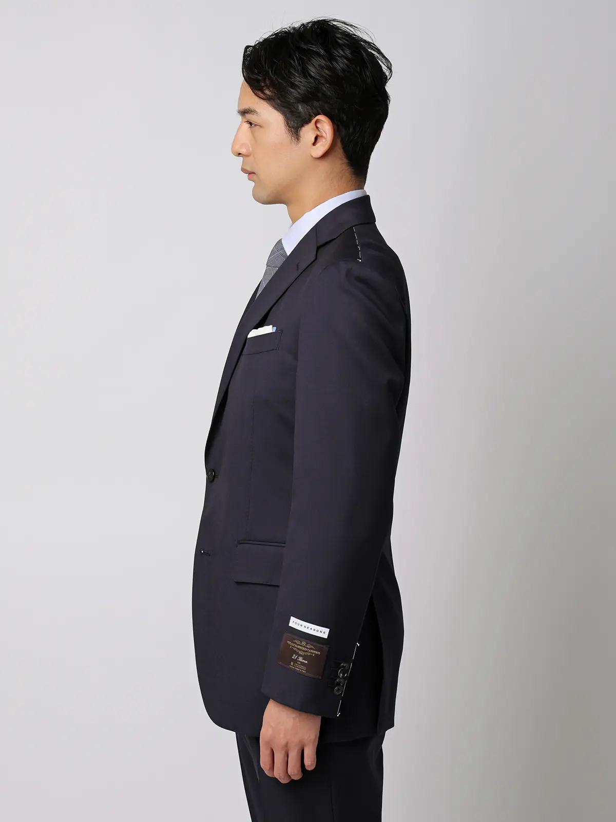 スーツ／2つボタン／CANONICO／21μPRUNELLE／無地／CH25 ネイビー 体型（DROP):スリム　8DROP(YA体),身長:160cm