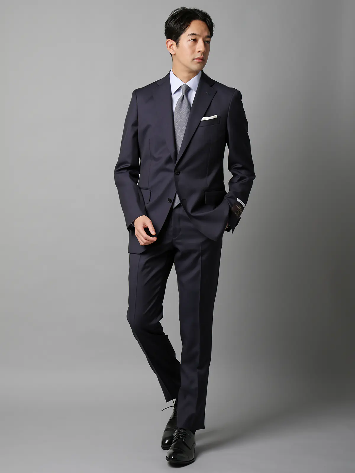 スーツ／2つボタン／CANONICO／21μPRUNELLE／無地／CH25 ネイビー 体型（DROP):スリム　8DROP(YA体),身長:160cm