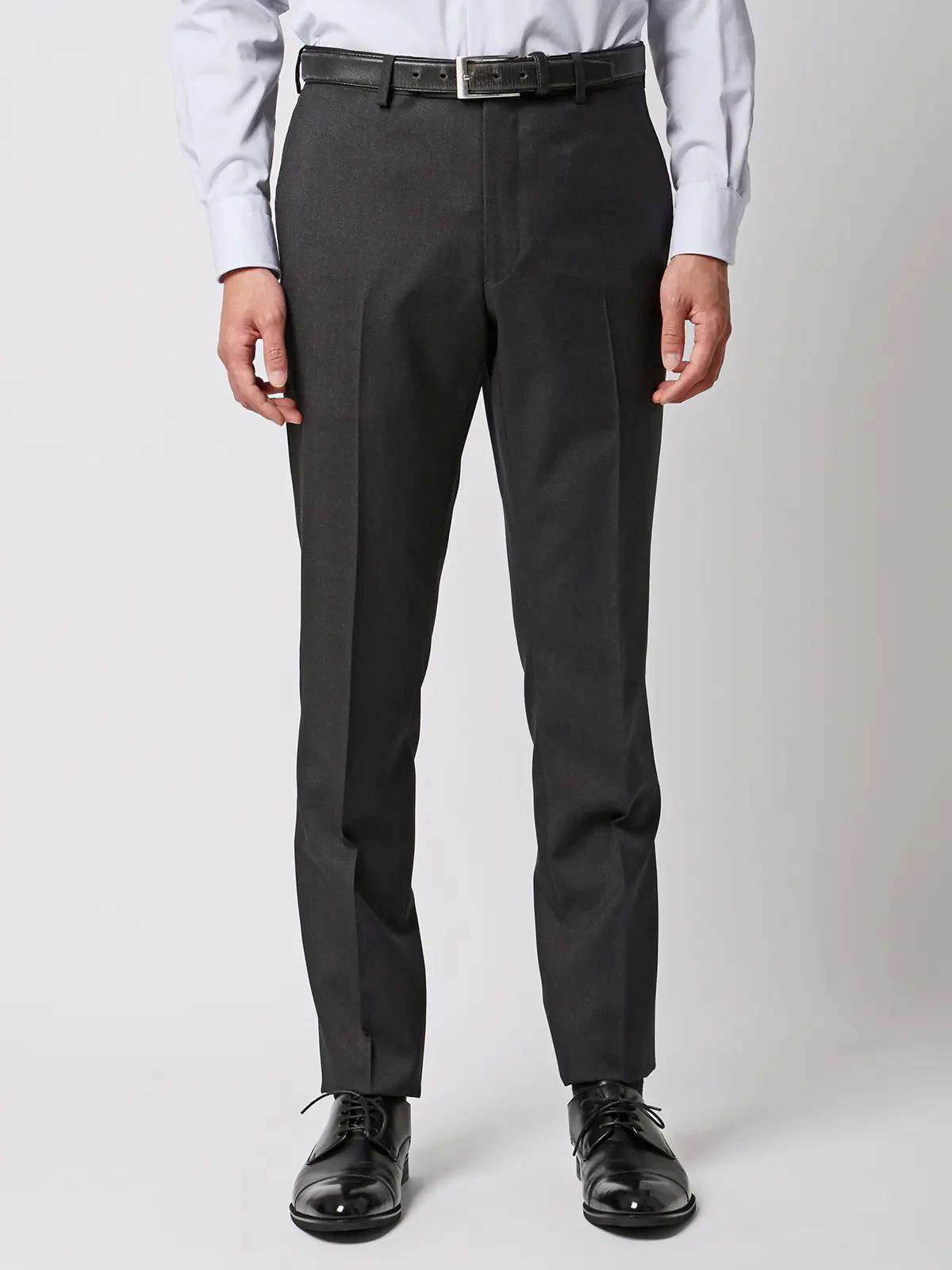 スーツ／2つボタン／CANONICO／21μPRUNELLE／無地／CH25 チャコール 体型（DROP):スリム　8DROP(YA体),身長:160cm