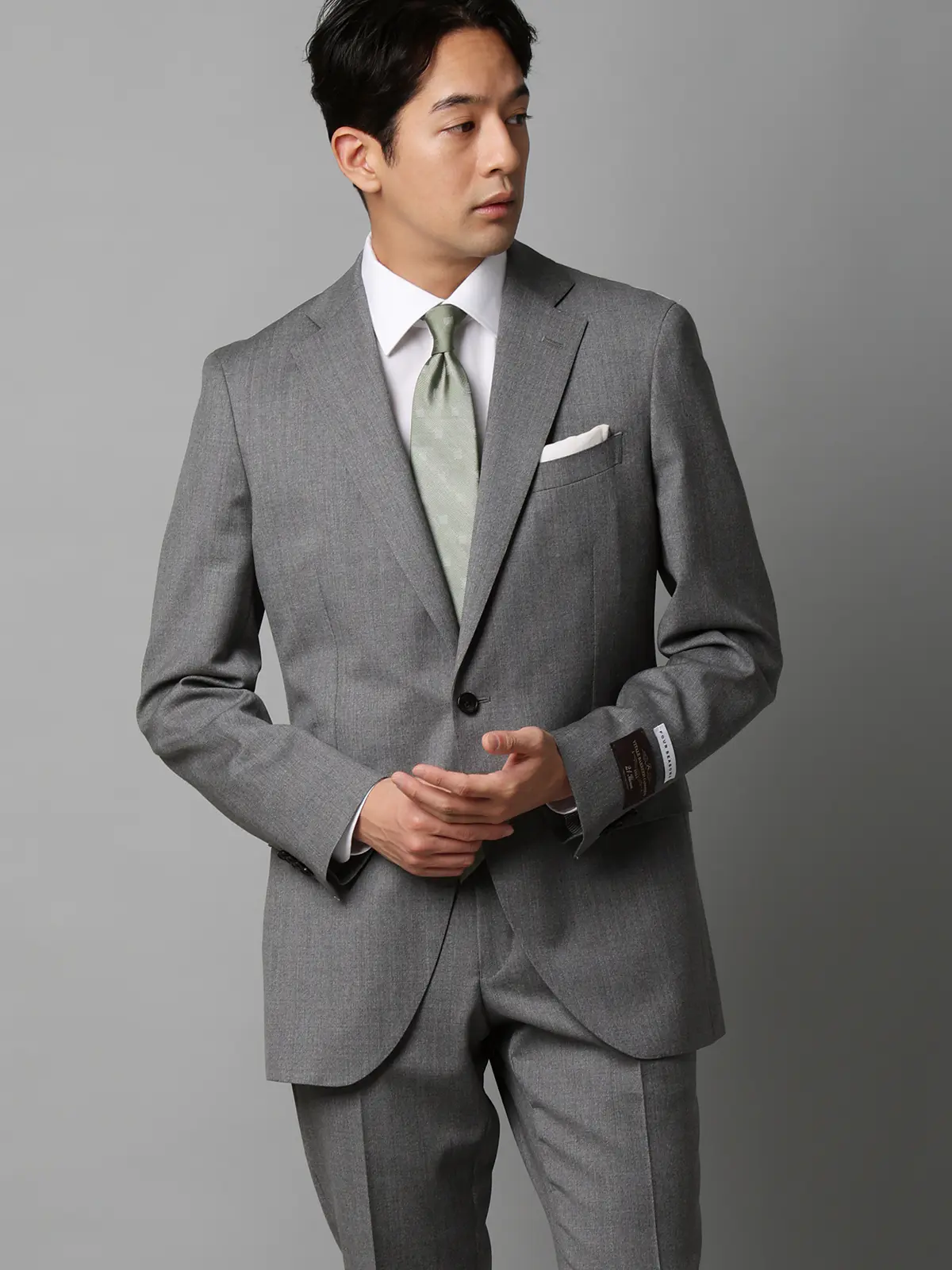 スーツ／2つボタン／CANONICO／21μPRUNELLE／無地／CH25 ライトグレー 体型（DROP):スリム　8DROP(YA体),身長:160cm