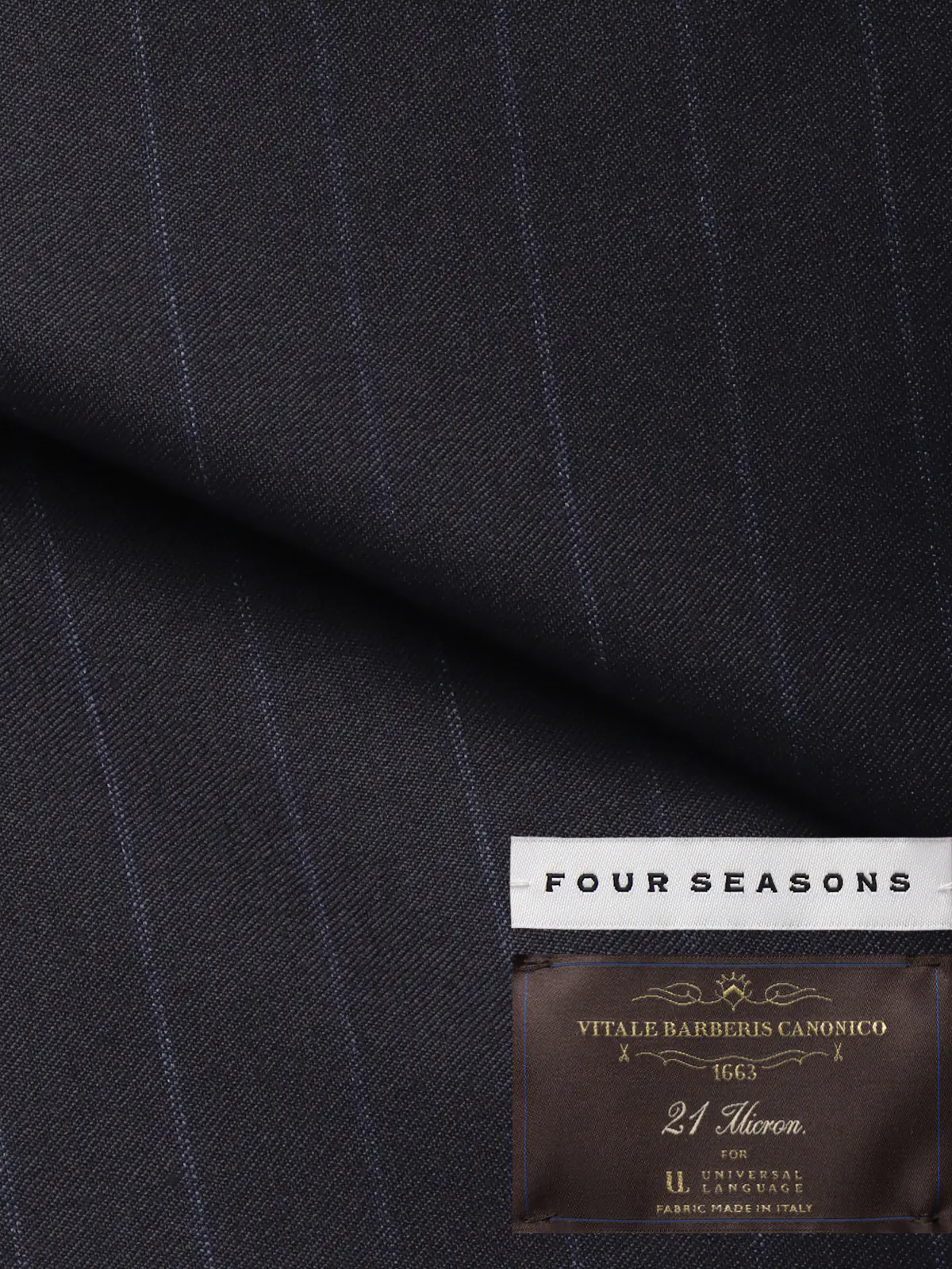 スーツ／2つボタン／CANONICO／21μ PRUNELLE／チョークストライプ／CH25 ネイビー 体型（DROP):スリム　8DROP(YA体),身長:160cm