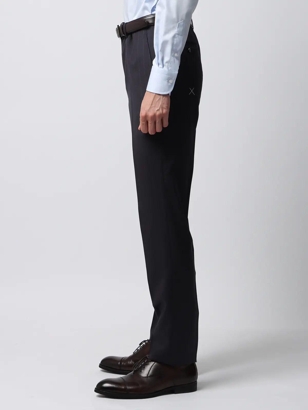 スーツ／2つボタン／CANONICO／21μ PRUNELLE／チョークストライプ／CH25 ネイビー 体型（DROP):スリム　8DROP(YA体),身長:160cm