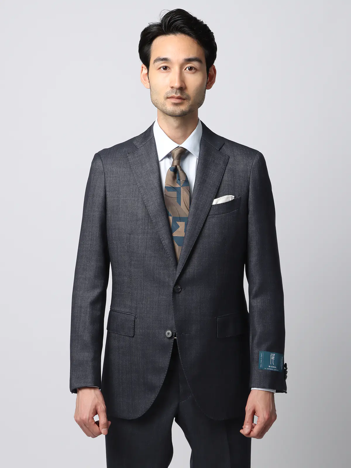 スーツ／2つボタン／尾州／HAND MADE／織柄／CH25 ネイビー系 体型（DROP):スリム　8DROP(YA体),身長:170cm