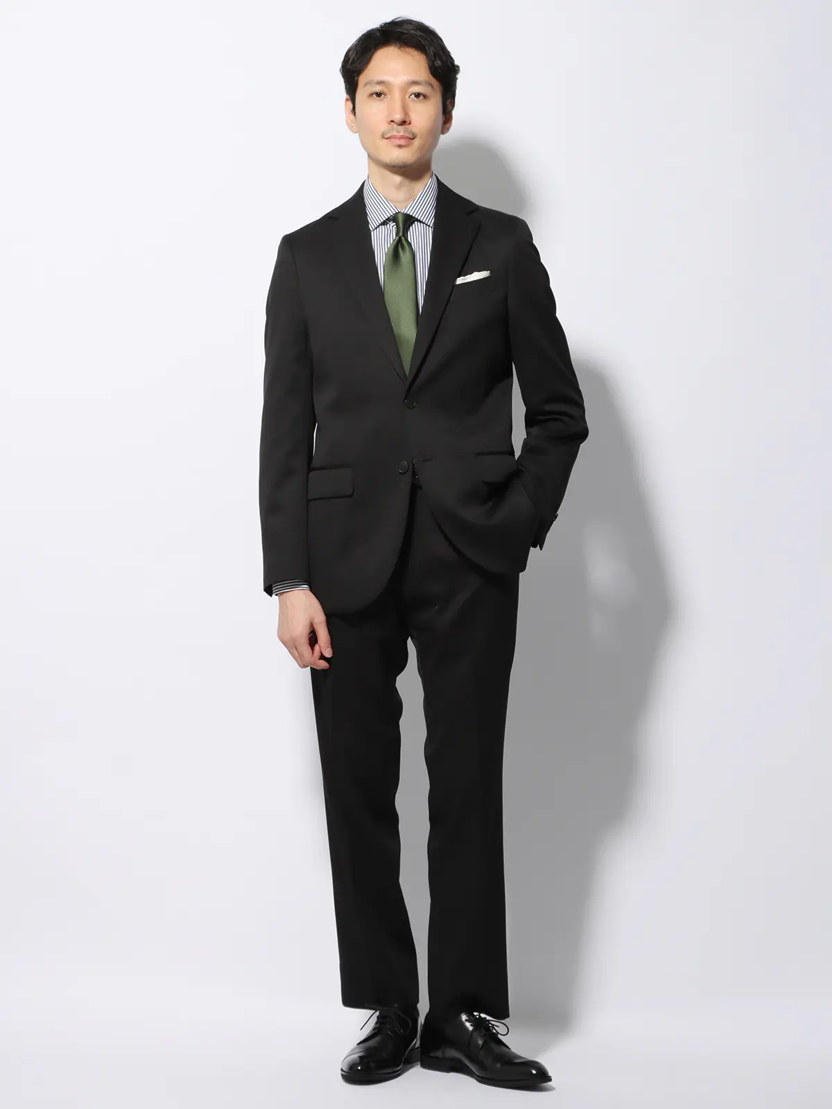 WEB限定/スーツ/ウォッシャブル/ストレッチ/2つボタン/無地/裾上げ済み ブラック 体型(DROP):スリム 8DROP(YA体),身長:165cm