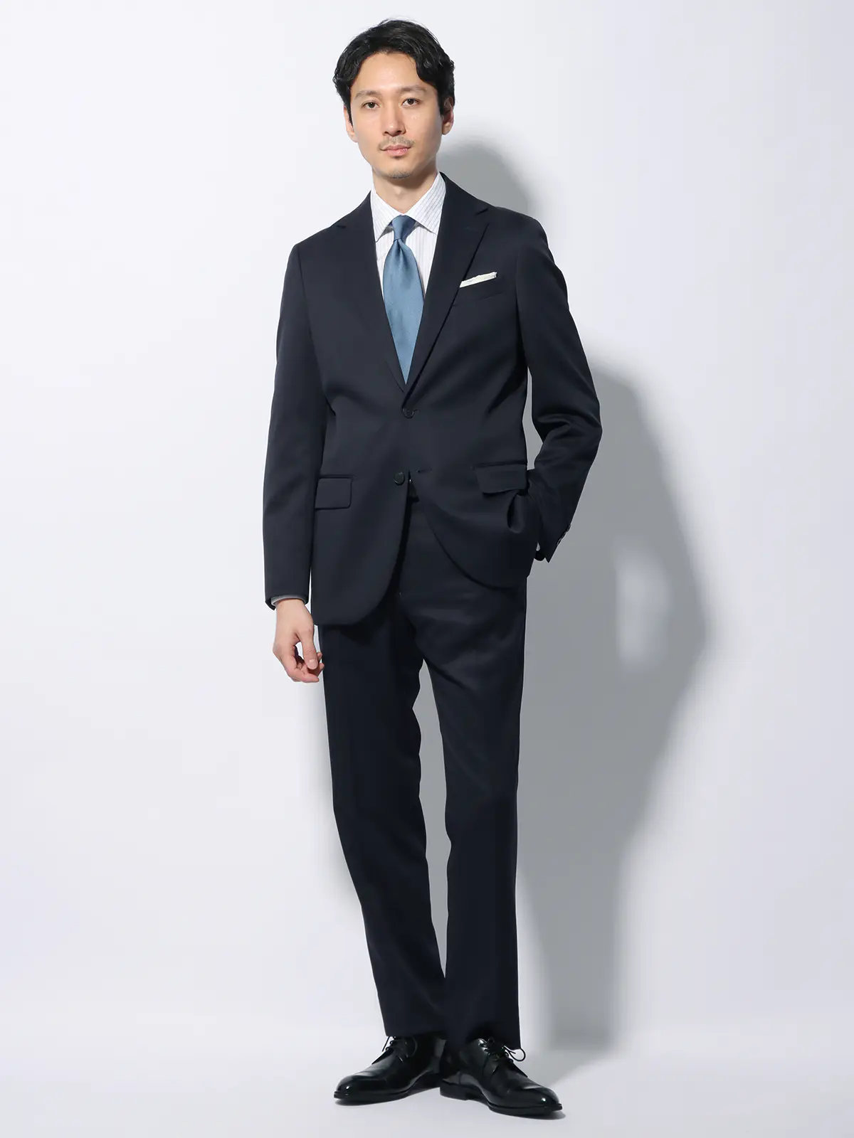 WEB限定/スーツ/ウォッシャブル/ストレッチ/2つボタン/無地/裾上げ済み ネイビー 体型(DROP):スリム 8DROP(YA体),身長:165cm
