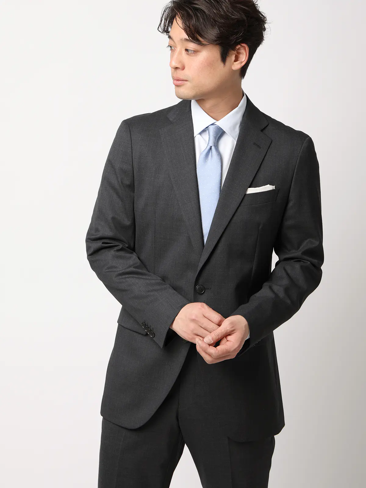 スーツ／ウォッシャブル／2つボタン／Premium Wool Blend／無地／CH25 チャコール 体型（DROP):スリム　8DROP(YA体),身長:160cm