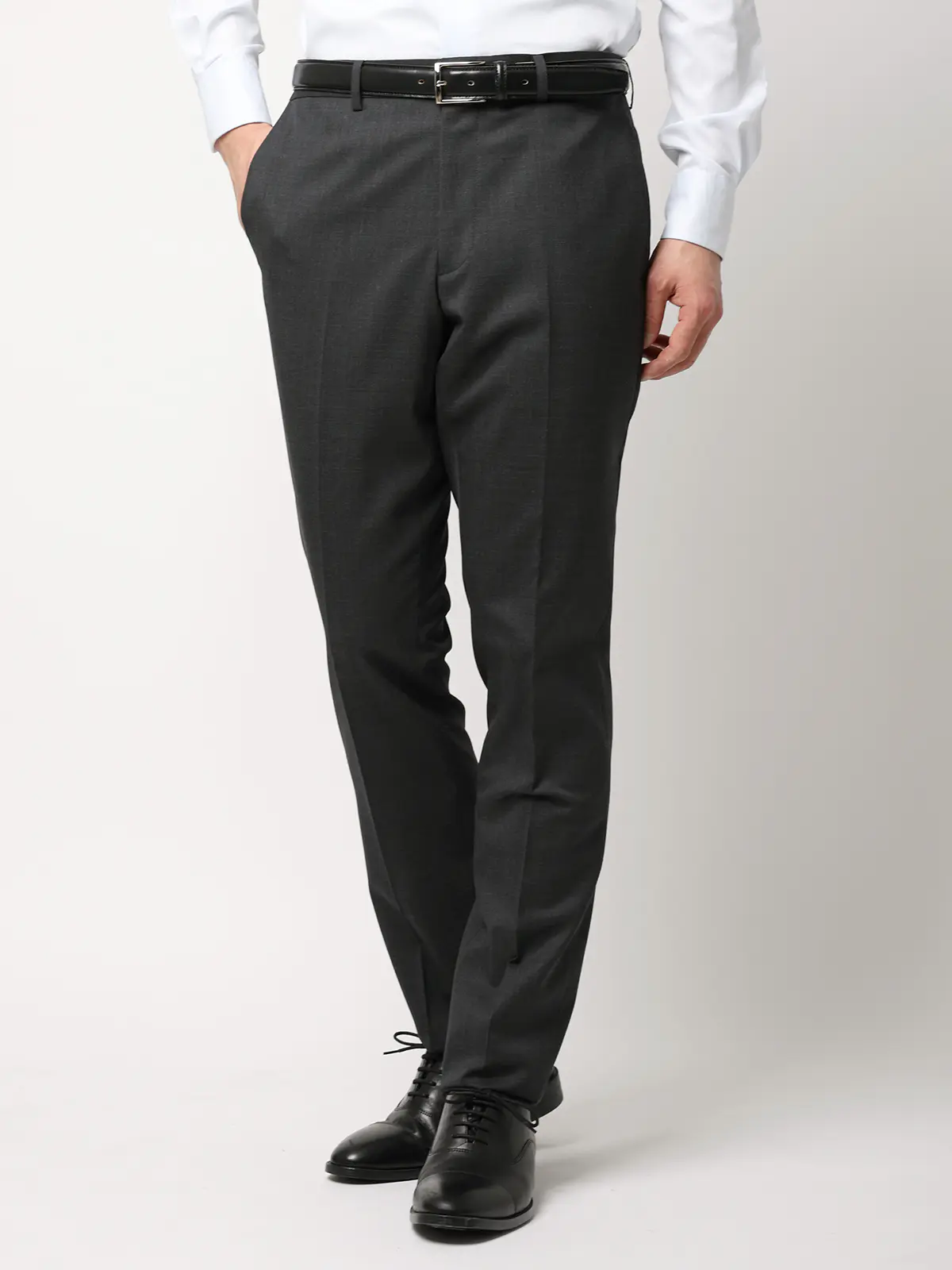 スーツ／ウォッシャブル／2つボタン／Premium Wool Blend／無地／CH25 チャコール 体型（DROP):スリム　8DROP(YA体),身長:160cm