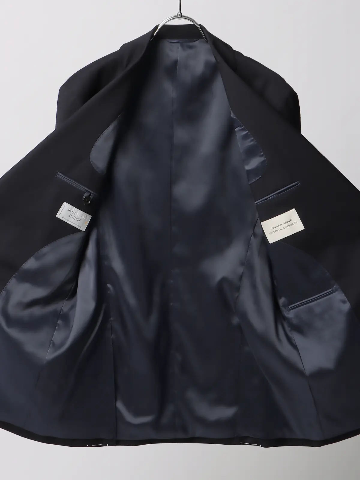 WEB・一部店舗限定／スーツ／2つボタン／無地／CH22 ネイビー 体型（DROP):スリム　8DROP(YA体),身長:165cm