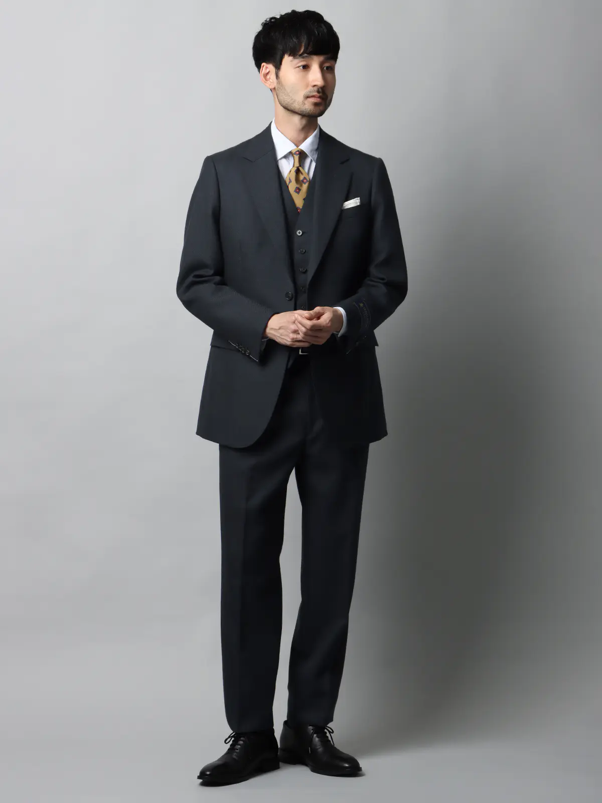 FUMIYA HIRANO/スーツ/スリーピース/2つボタン/尾州/シャークスキン/FH01 ブルー 体型(DROP):スリム 8DROP(YA体),身長:165cm