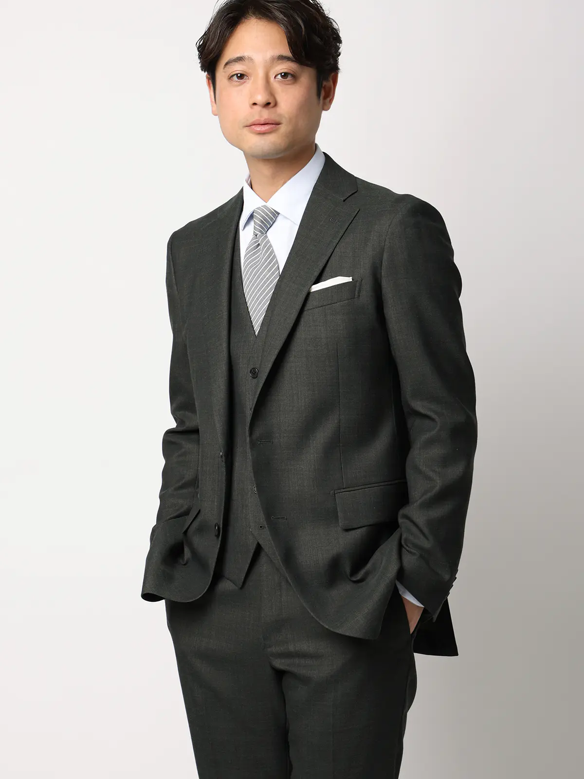 スーツ／スリーピース／ウォッシャブル／ストレッチ／2つボタン／CH25 グリーン 体型（DROP):スリム　8DROP(YA体),身長:160cm