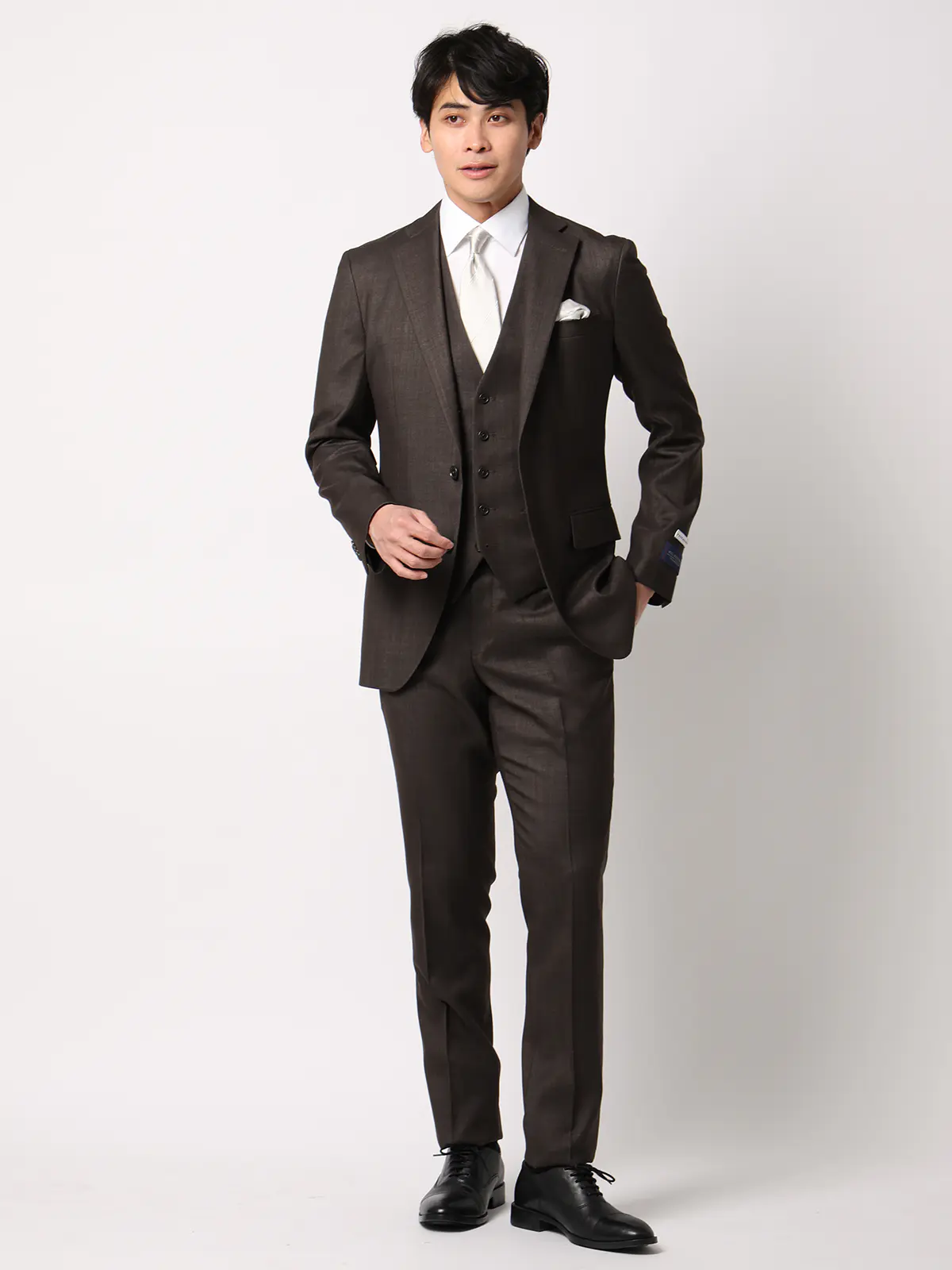 スーツ／スリーピース／ウォッシャブル／ストレッチ／2つボタン／CH25 ブラウン 体型（DROP):スリム　8DROP(YA体),身長:160cm