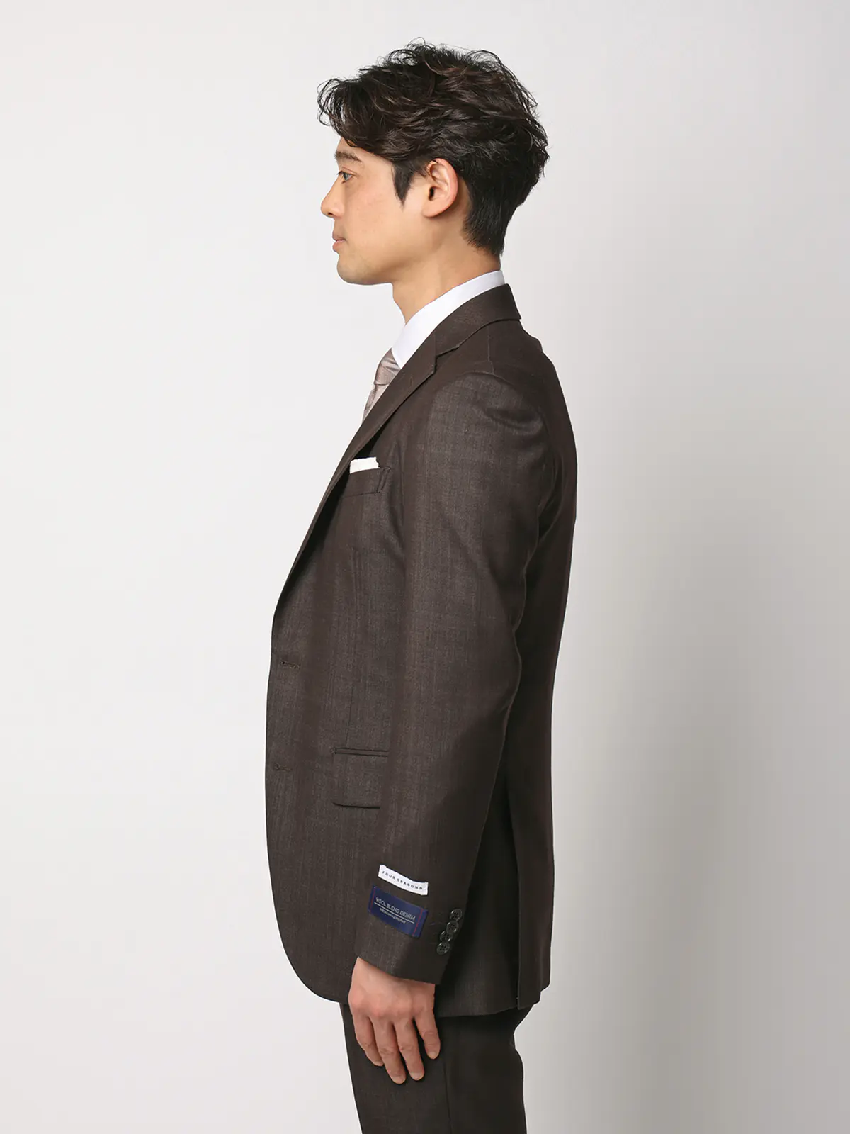 スーツ／スリーピース／ウォッシャブル／ストレッチ／2つボタン／CH25 ブラウン 体型（DROP):スリム　8DROP(YA体),身長:160cm