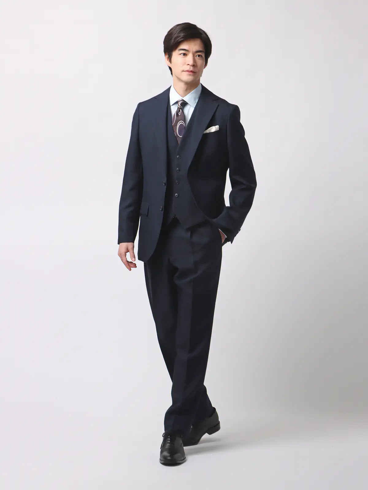 WEB限定／スーツ／スリーピース／ウォッシャブル／2つボタン／ストライプ／裾上げ済 ネイビー 体型（DROP):スリム　8DROP(YA体),身長:165cm