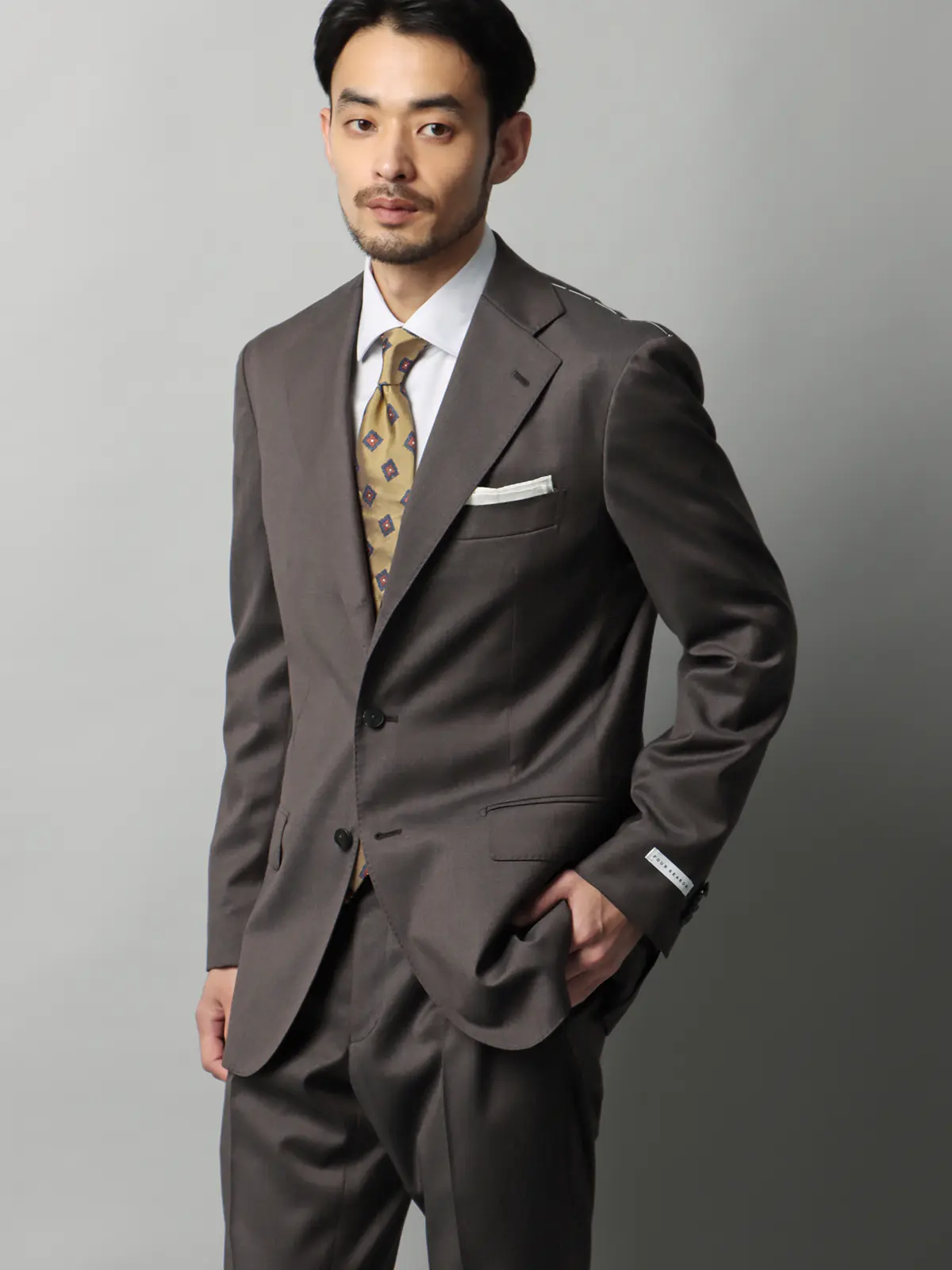 スーツ/3つボタン/Loro Piana 365/無地/TR27 ブラウン 体型(DROP):普通 6DROP(A体),身長:165cm