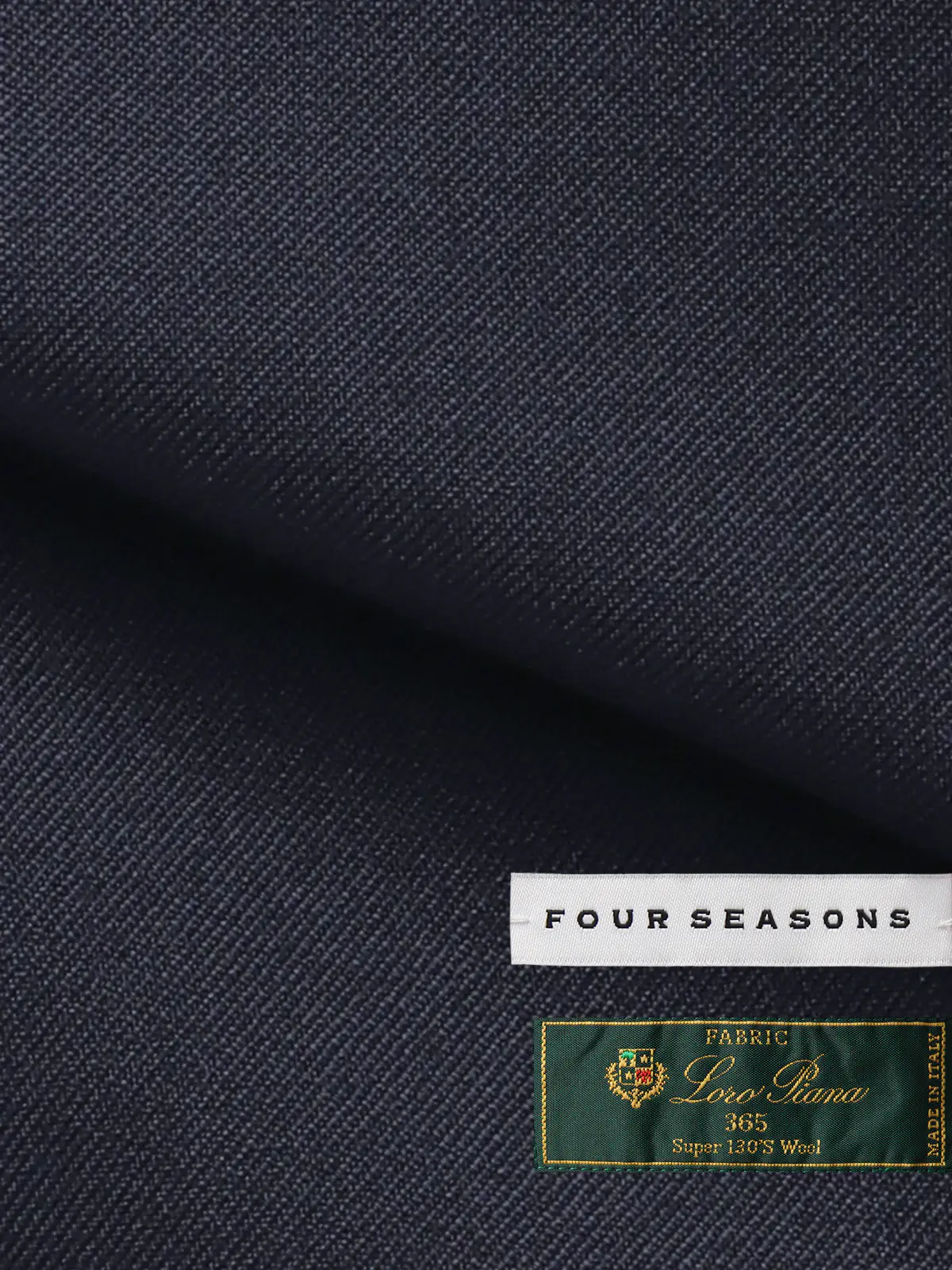 スーツ/3つボタン/Loro Piana 365/無地/TR27 ネイビー 体型(DROP):スリム 8DROP(YA体),身長:165cm