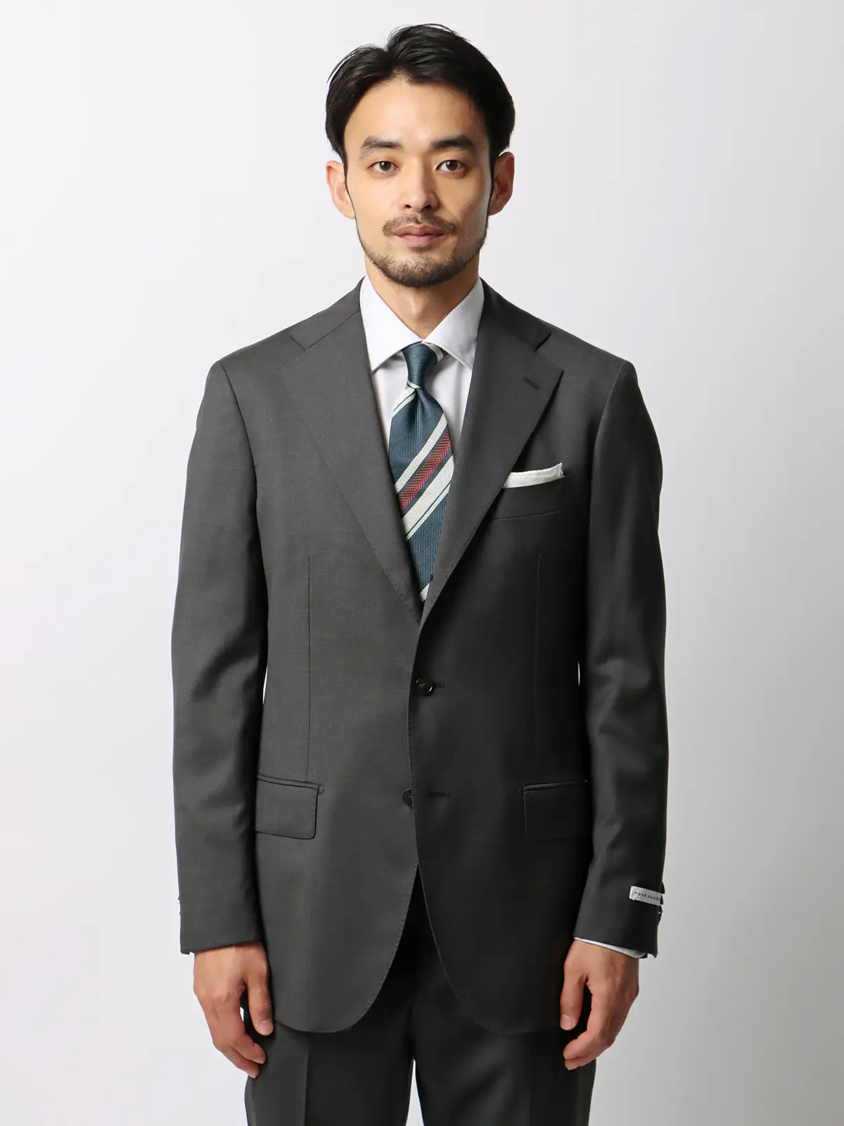 スーツ/3つボタン/Loro Piana 365/無地/TR27 グレー 体型(DROP):スリム 8DROP(YA体),身長:165cm