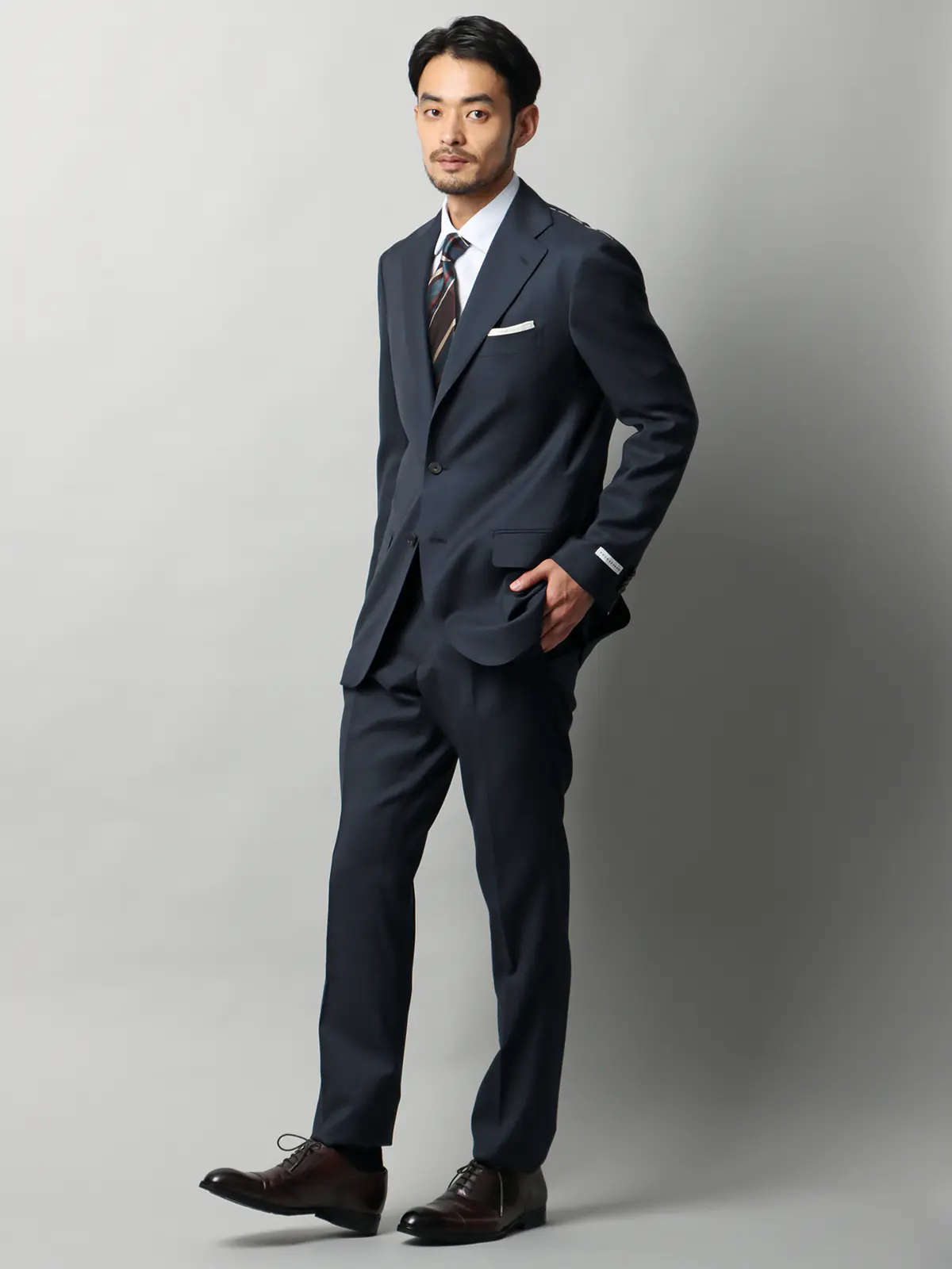 スーツ/3つボタン/Loro Piana/ ZELANDER/グレンチェック/TR27 ネイビー 体型(DROP):スリム 8DROP(YA体),身長:175cm