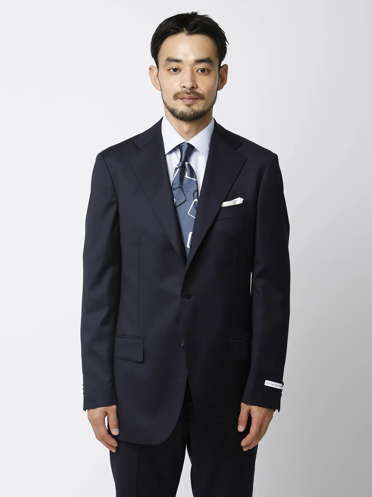 スーツ/3つボタン/無地/TR27 ネイビー 体型(DROP):スリム 8DROP(YA体),身長:165cm