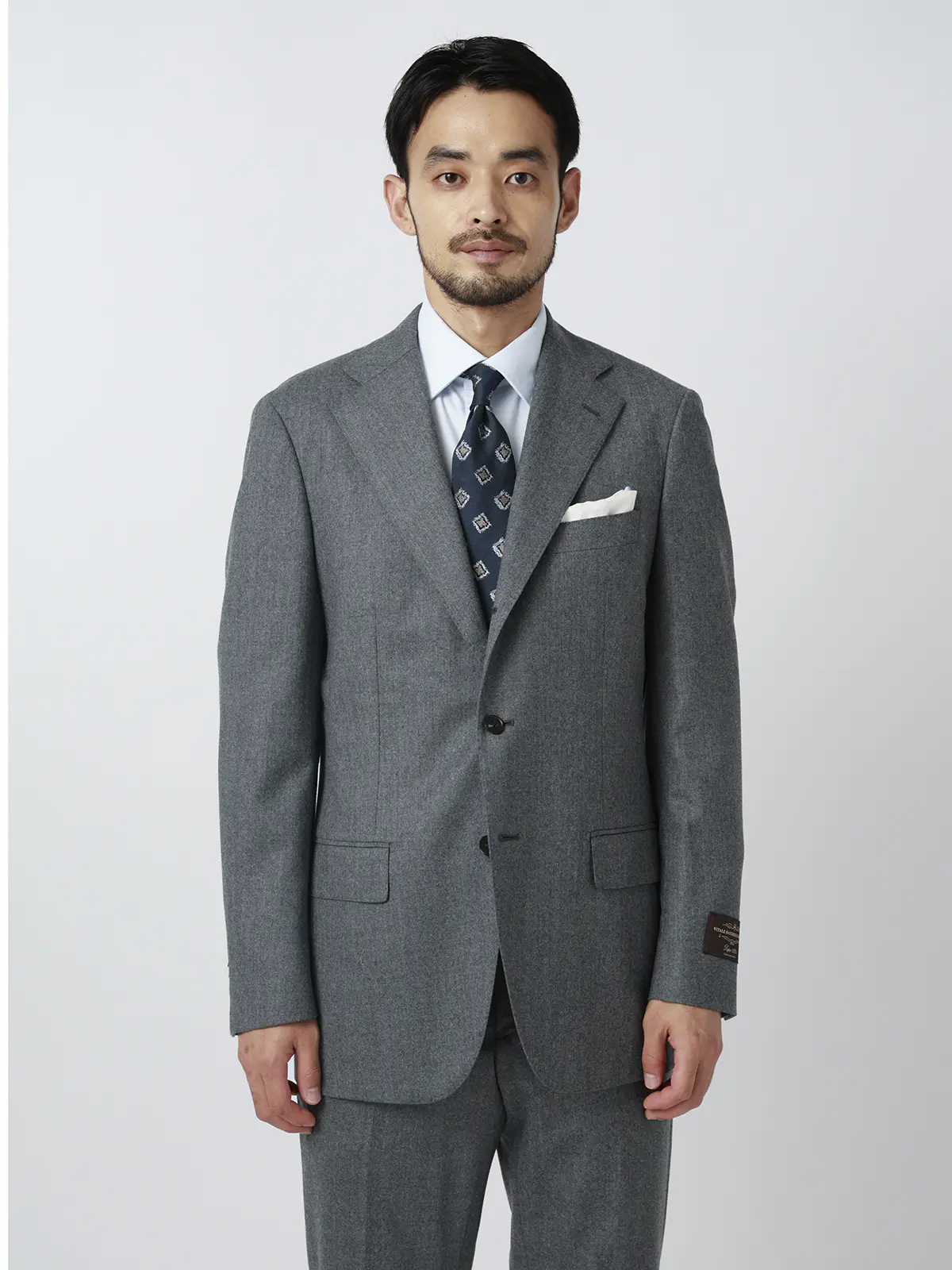スーツ／3つボタン／CANONICO／SUPER120's FLANNEL／無地／TR27 グレー 体型（DROP):普通　6DROP(A体),身長:165cm