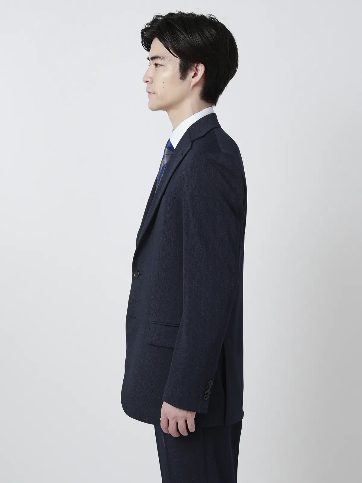 伸びるスーツ～Jersey～／ウォッシャブル／ストレッチ／3つボタン／ヘリンボーン／TR27 ネイビー 体型（DROP):スリム　8DROP(YA体),身長:180cm