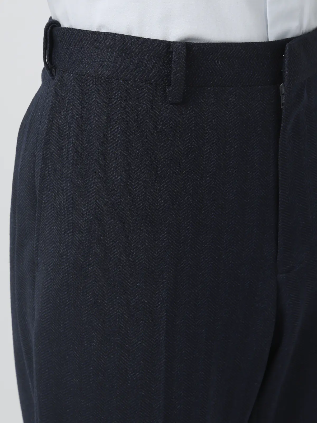 伸びるスーツ～Jersey～／ウォッシャブル／ストレッチ／3つボタン／ヘリンボーン／TR27 ネイビー 体型（DROP):スリム　8DROP(YA体),身長:180cm