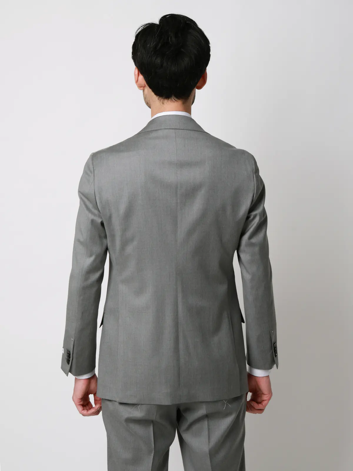 スーツ／3つボタン／Loro Piana 365／無地／TR27 ライトグレー 体型（DROP):普通　6DROP(A体),身長:165cm