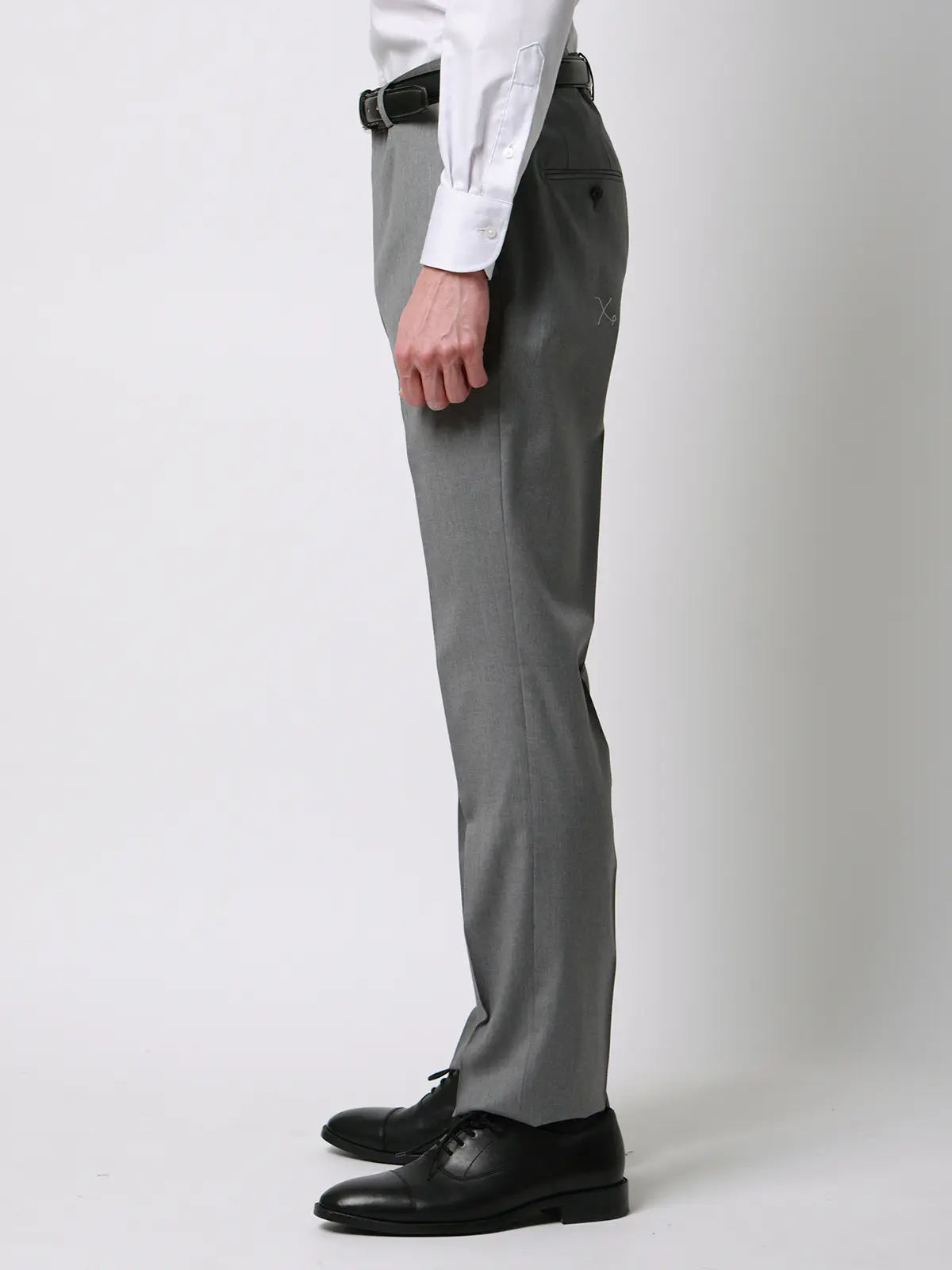 スーツ／3つボタン／Loro Piana 365／無地／TR27 ライトグレー 体型（DROP):普通　6DROP(A体),身長:165cm