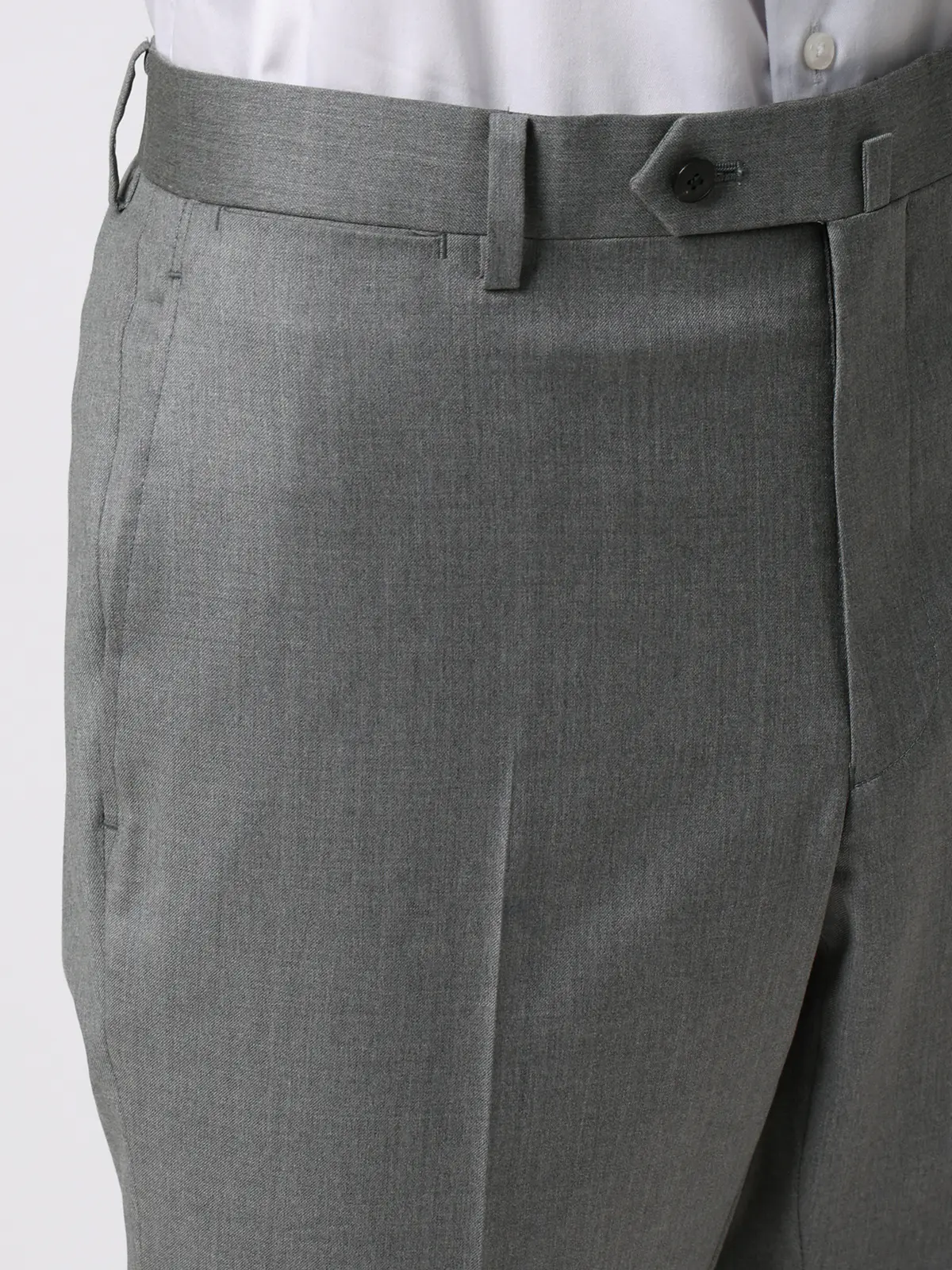 スーツ／3つボタン／Loro Piana 365／無地／TR27 ライトグレー 体型（DROP):普通　6DROP(A体),身長:165cm