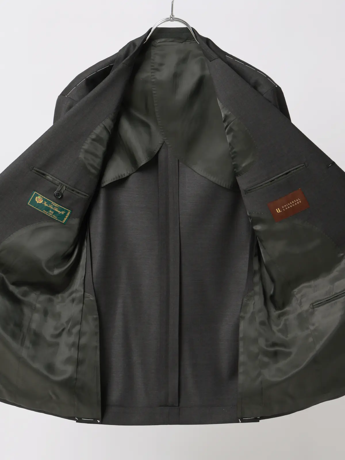 スーツ/3つボタン/Loro Piana 365/無地/TR27 チャコール 体型(DROP):スリム 8DROP(YA体),身長:175cm