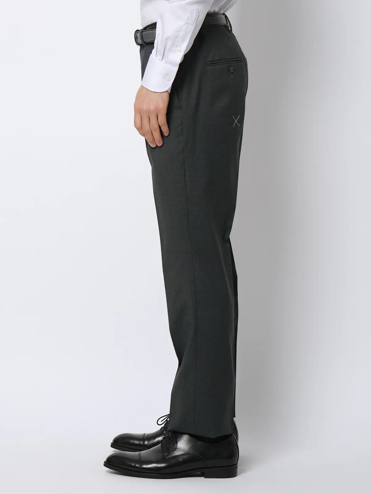 スーツ／3つボタン／REDA／ICE SENSE／無地／TR27 グリーン 体型（DROP):スリム　8DROP(YA体),身長:165cm