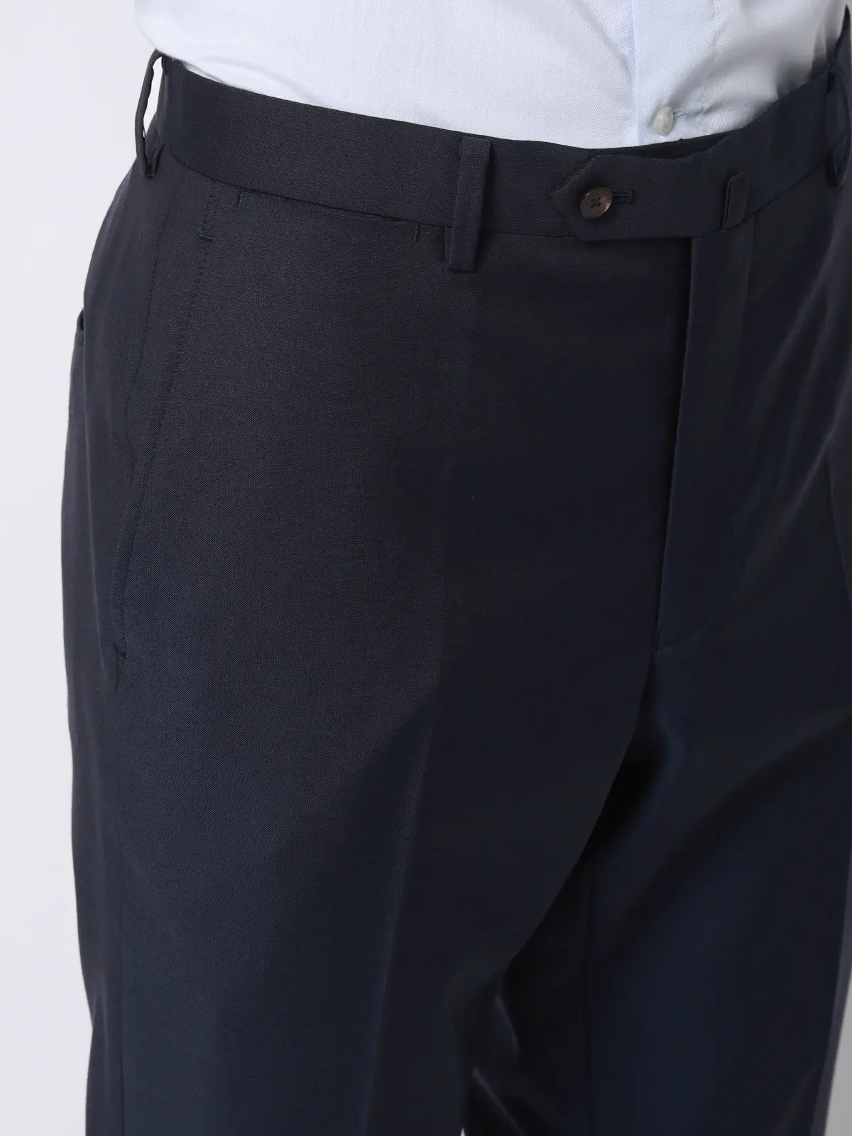 スーツ／3つボタン／REDA／ICE SENSE／無地／TR27 ネイビー 体型（DROP):普通　6DROP(A体),身長:165cm