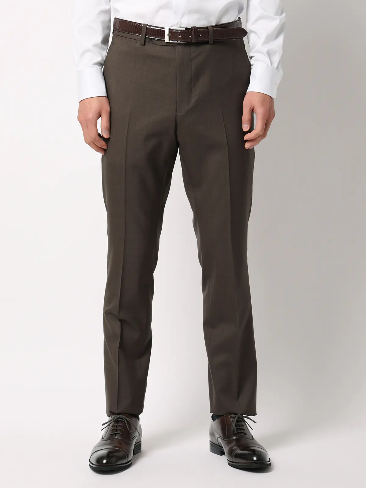 スーツ/3つボタン/TALLIA DI DELFINO/SUPER120'sウールトロピカル/無地/TR27 ブラウン 体型(DROP):スリム 8DROP(YA体),身長:170cm