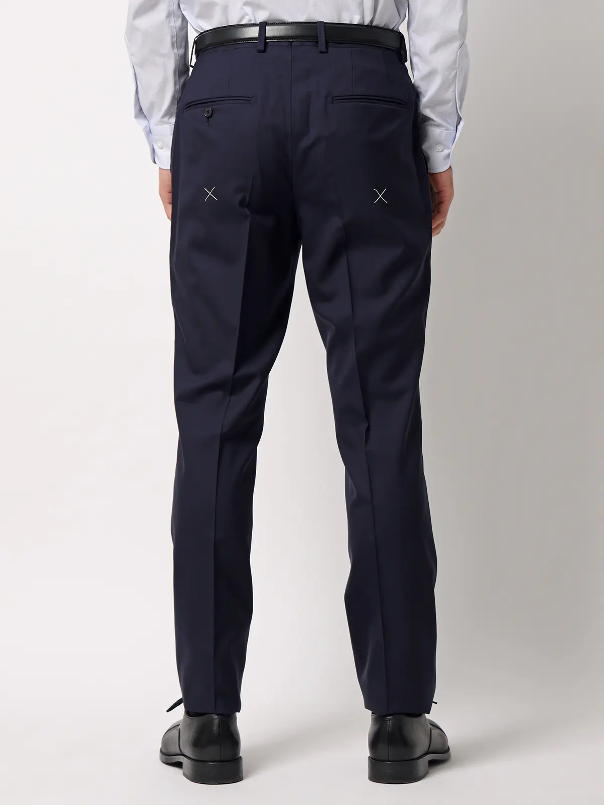 スーツ／3つボタン／TALLIA DI DELFINO／SUPER120'sウールトロピカル／無地／TR27 ネイビー 体型（DROP):ややがっしり　4DROP(AB体),身長:185cm