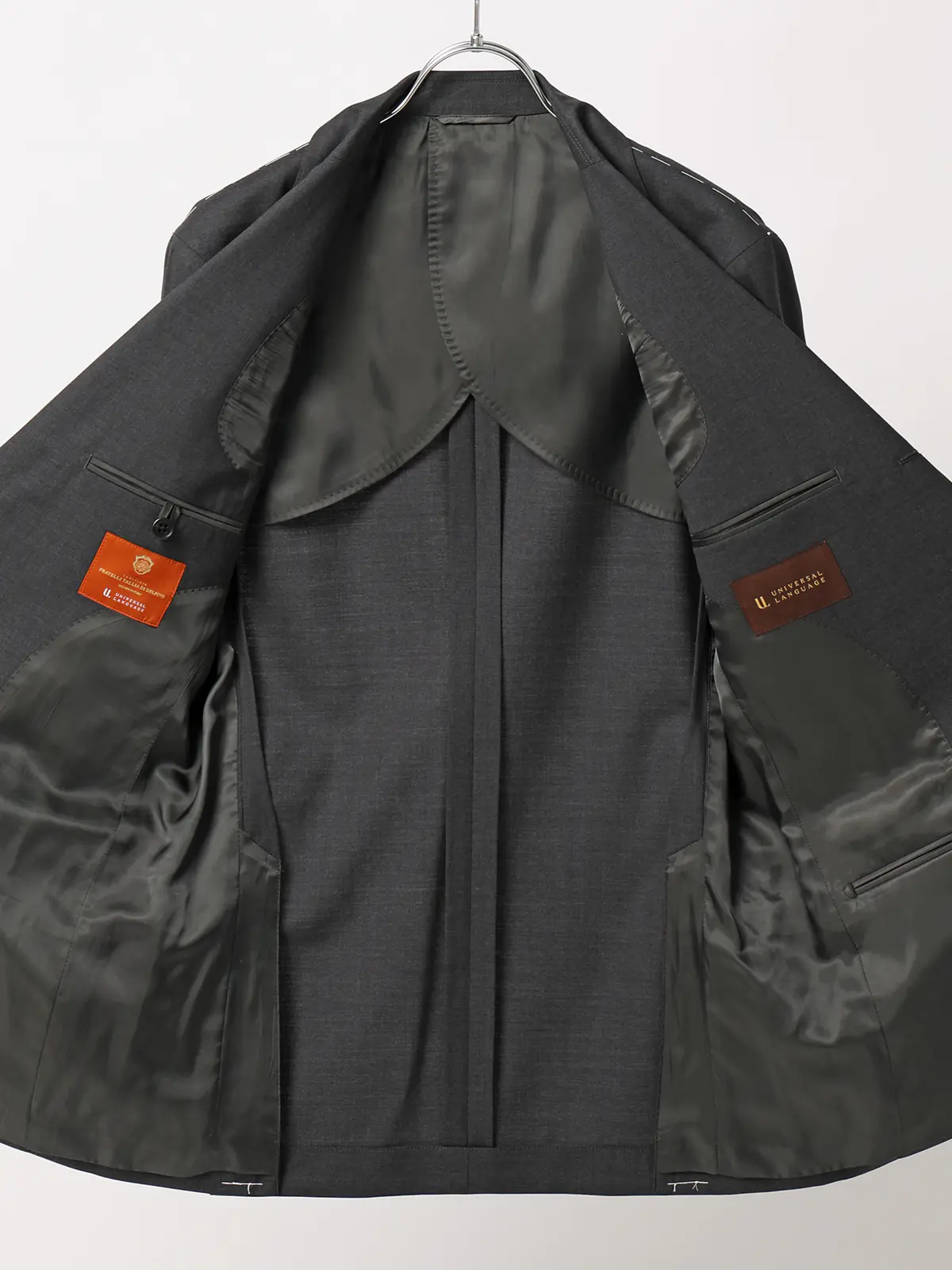 スーツ／3つボタン／TALLIA DI DELFINO／SUPER120'sウールトロピカル／無地／TR27 グレー 体型（DROP):ややがっしり　4DROP(AB体),身長:185cm