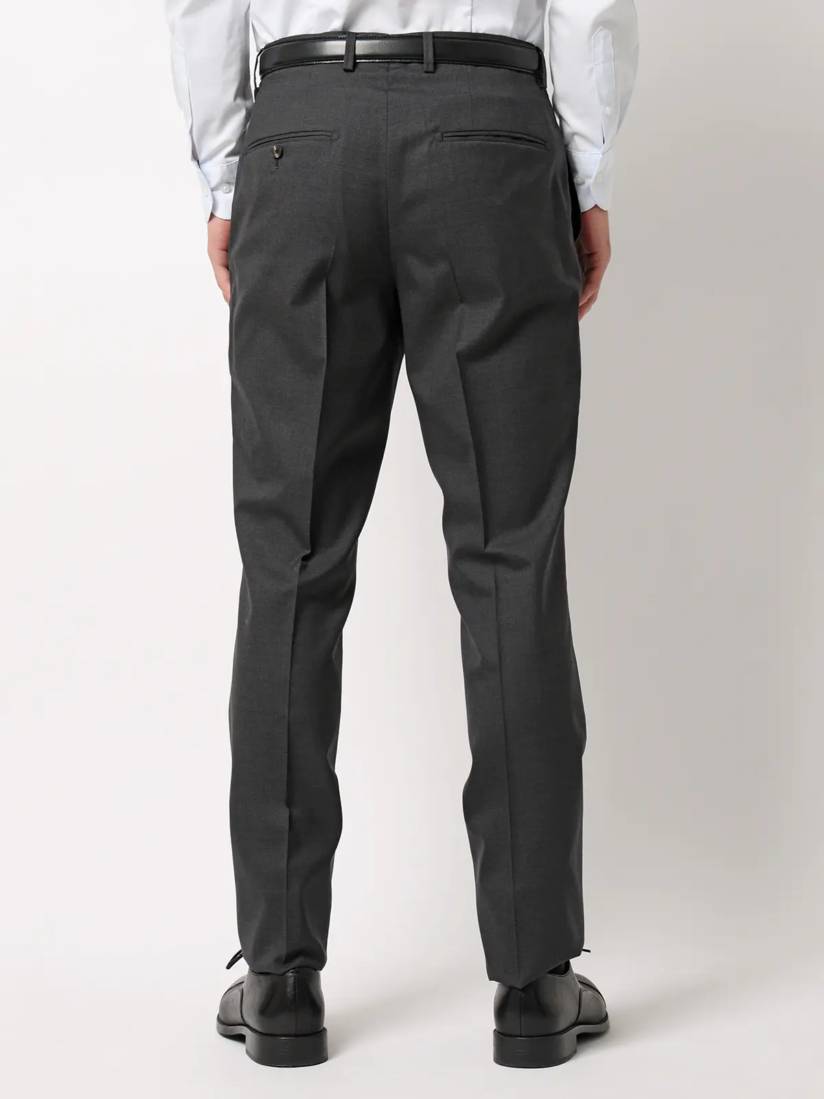 スーツ／3つボタン／TALLIA DI DELFINO／SUPER120'sウールトロピカル／無地／TR27 グレー 体型（DROP):ややがっしり　4DROP(AB体),身長:185cm