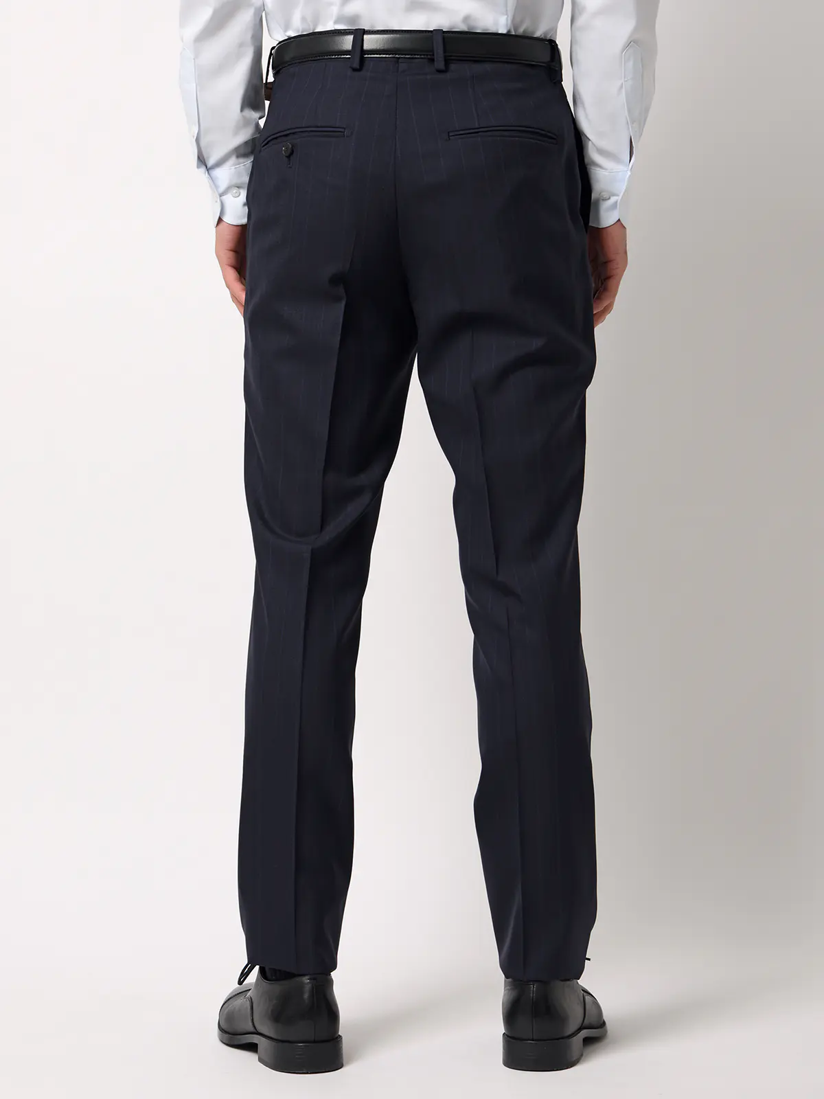 スーツ／3つボタン／TALLIA DI DELFINO／SUPER120'sウールトロピカル／TR27 ネイビー 体型（DROP):ややがっしり　4DROP(AB体),身長:185cm