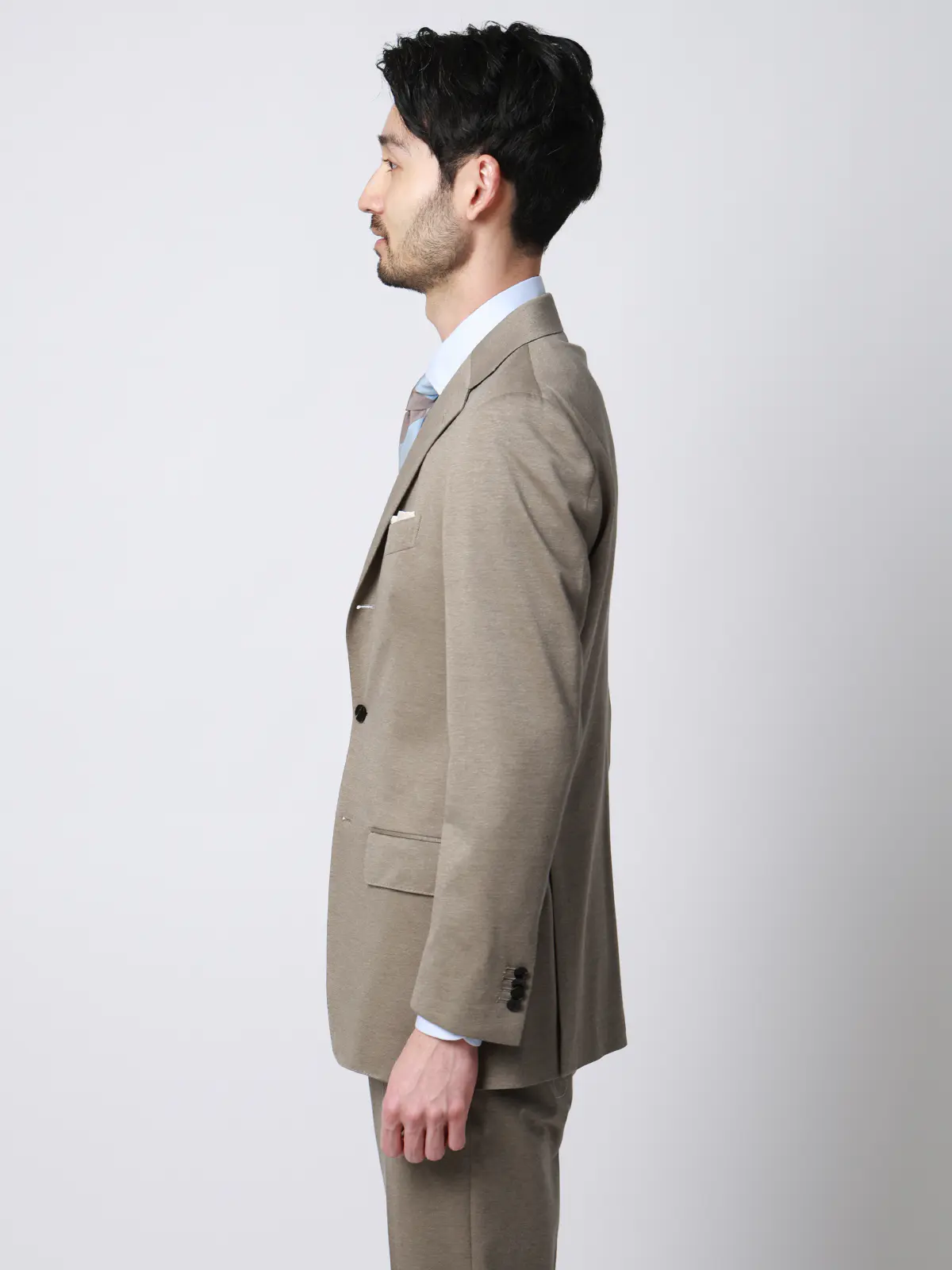 スーツ／ストレッチ／接触冷感／3つボタン／無地／TR27 ベージュ 体型（DROP):普通　6DROP(A体),身長:170cm