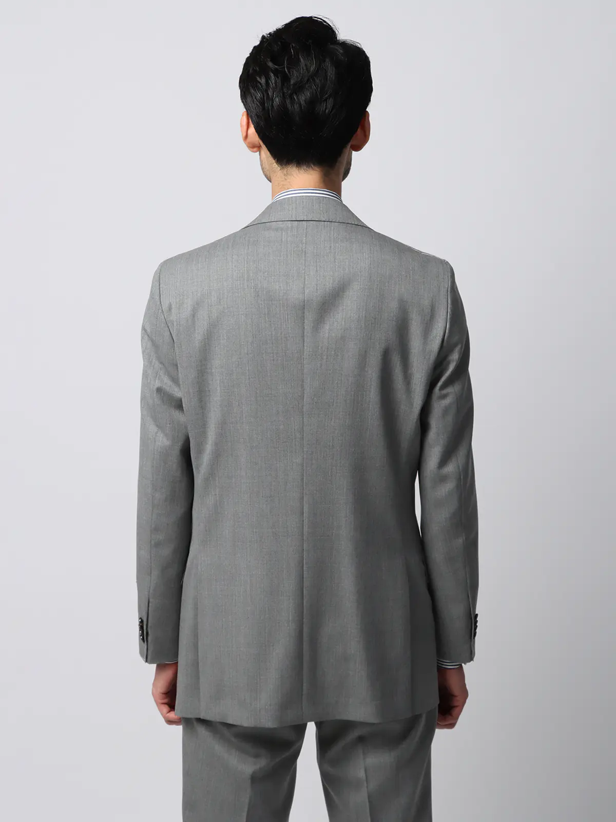 スーツ／3つボタン／SUPER100's／HAND MADE／無地／TR27 グレー系 体型（DROP):スリム　8DROP(YA体),身長:160cm