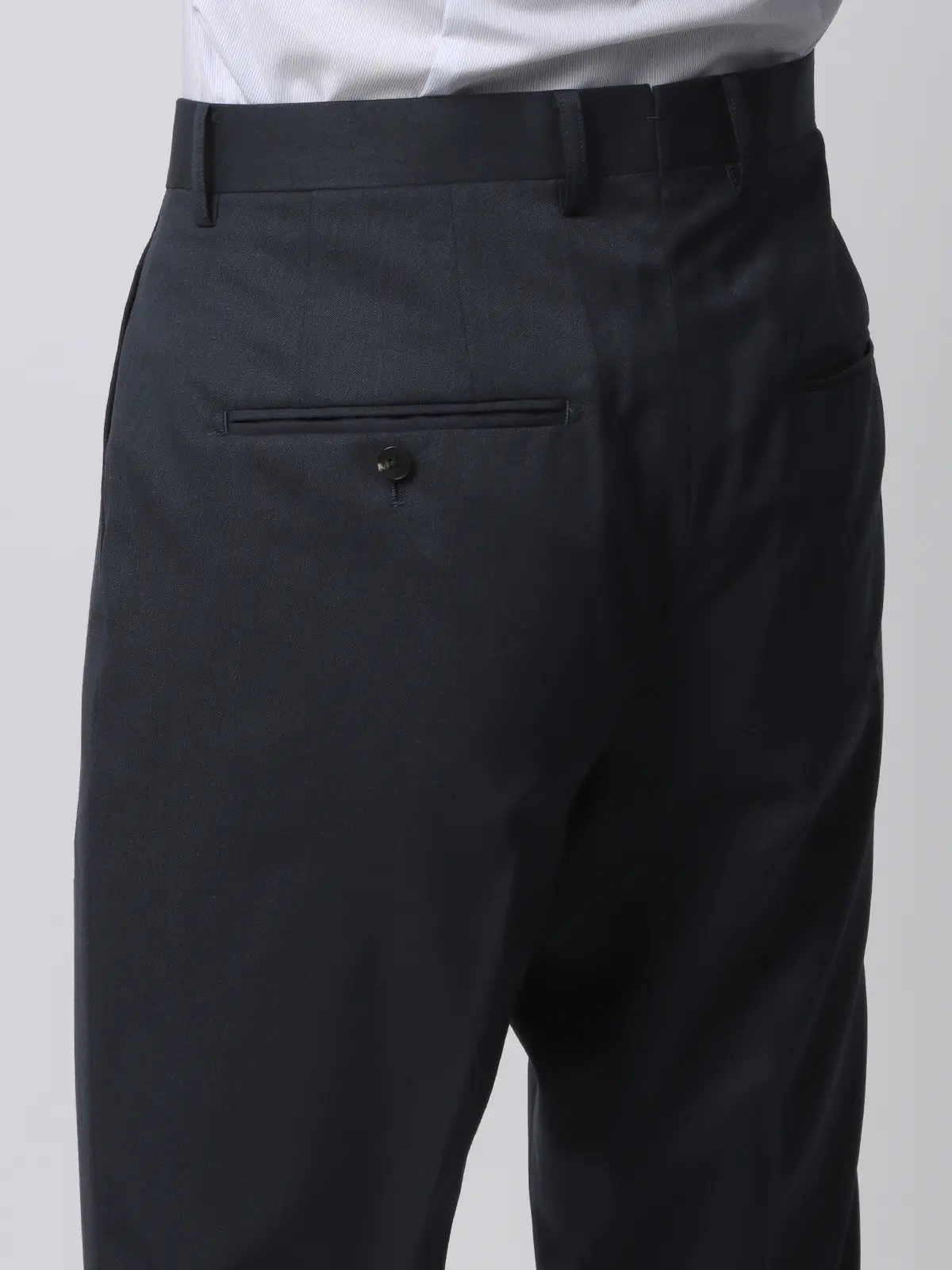 スーツ／3つボタン／SUPER100's／HAND MADE／無地／TR27 ネイビー系 体型（DROP):スリム　8DROP(YA体),身長:170cm