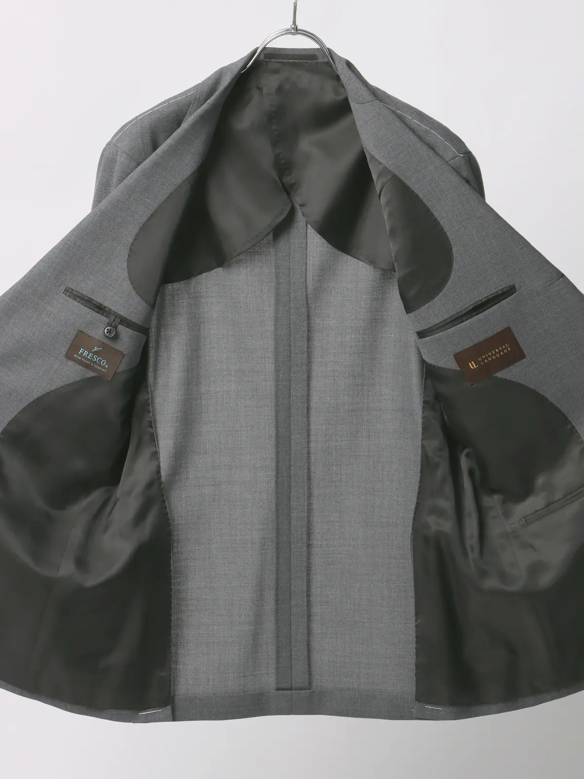 スーツ／3つボタン／FRESCO／HAND MADE／無地／TR27 ライトグレー 体型（DROP):スリム　8DROP(YA体),身長:160cm