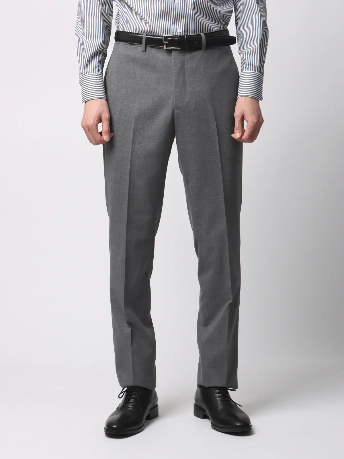 スーツ／3つボタン／FRESCO／HAND MADE／無地／TR27 ライトグレー 体型（DROP):スリム　8DROP(YA体),身長:160cm