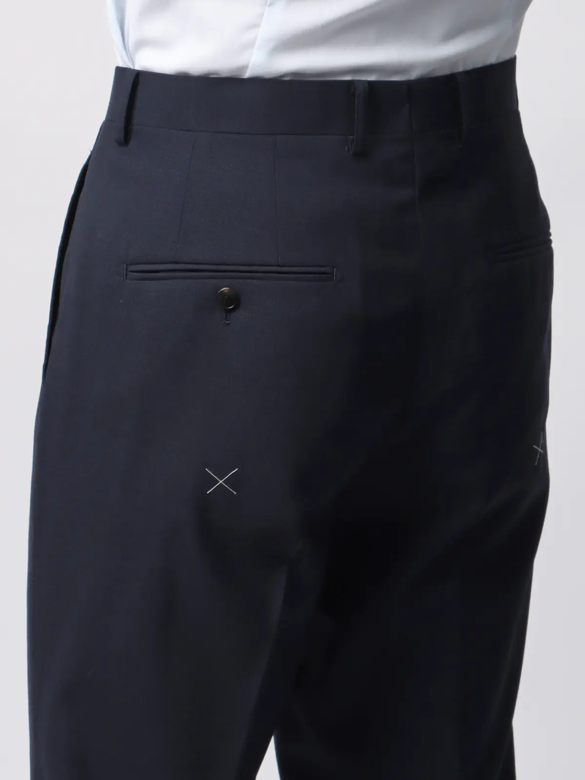 スーツ／3つボタン／FRESCO／HAND MADE／無地／TR27 ネイビー 体型（DROP):普通　6DROP(A体),身長:185cm