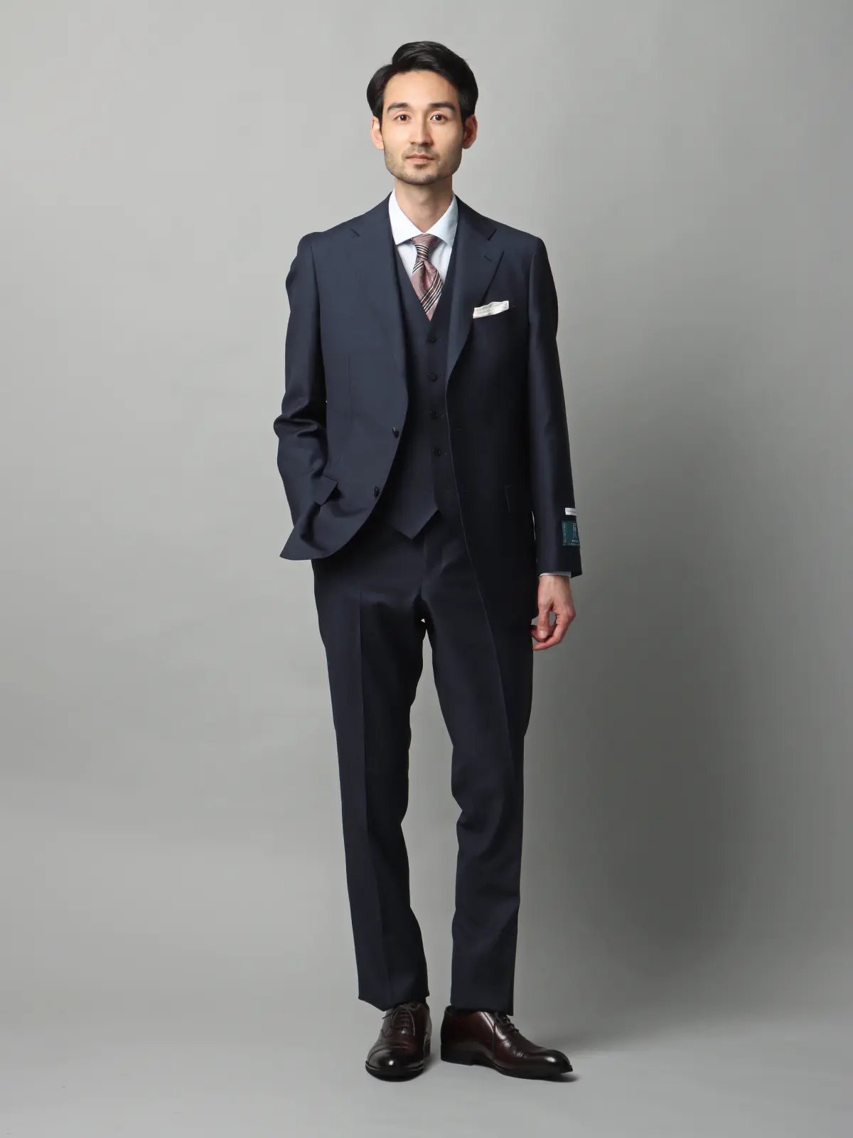 スーツ／スリーピース／3つボタン／尾州／無地／TR27 ブルー 体型（DROP):スリム　8DROP(YA体),身長:160cm