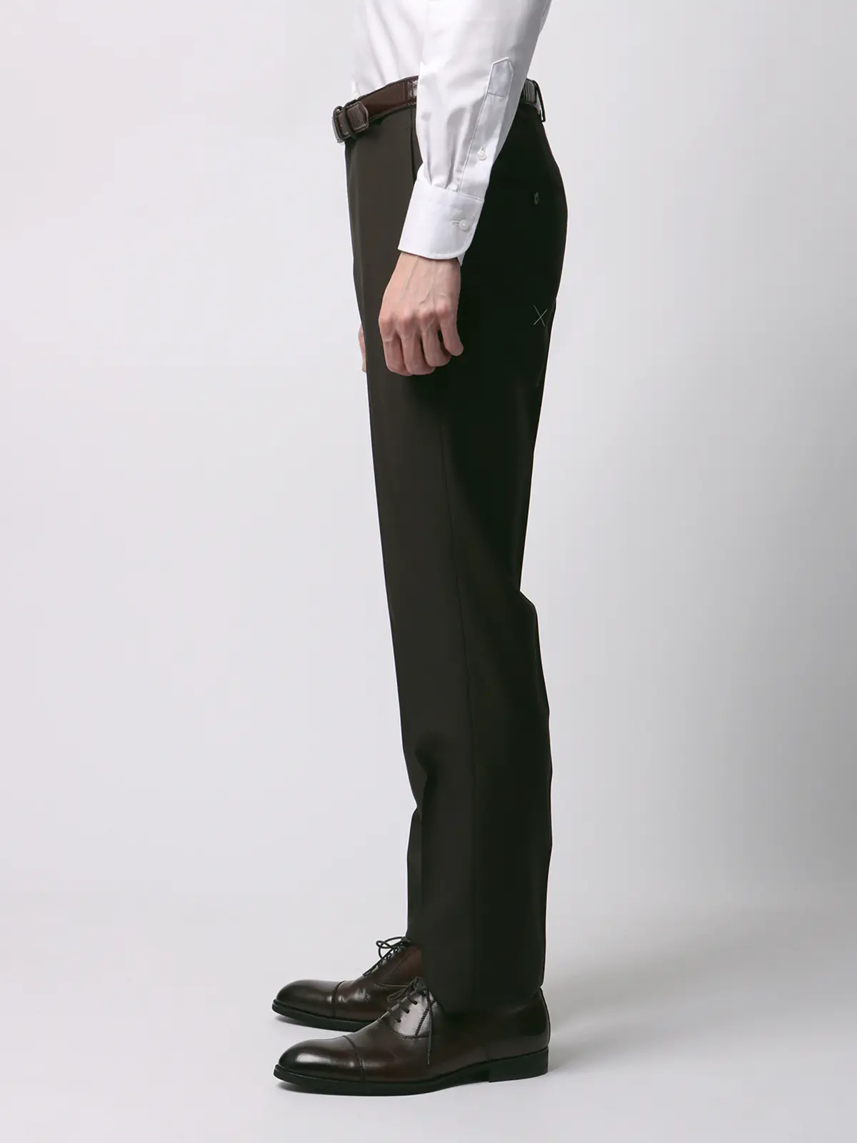 スーツ/スリーピース/3つボタン/尾州/無地/TR27 ブラウン 体型(DROP):スリム 8DROP(YA体),身長:165cm