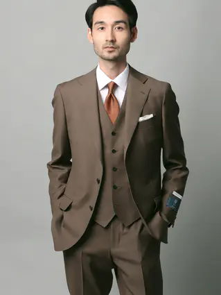 通年／尾州／スリーピーススーツ