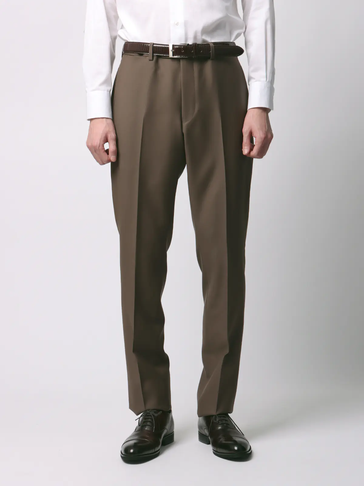 スーツ／スリーピース／3つボタン／尾州／無地／TR27 ベージュ 体型（DROP):スリム　8DROP(YA体),身長:160cm