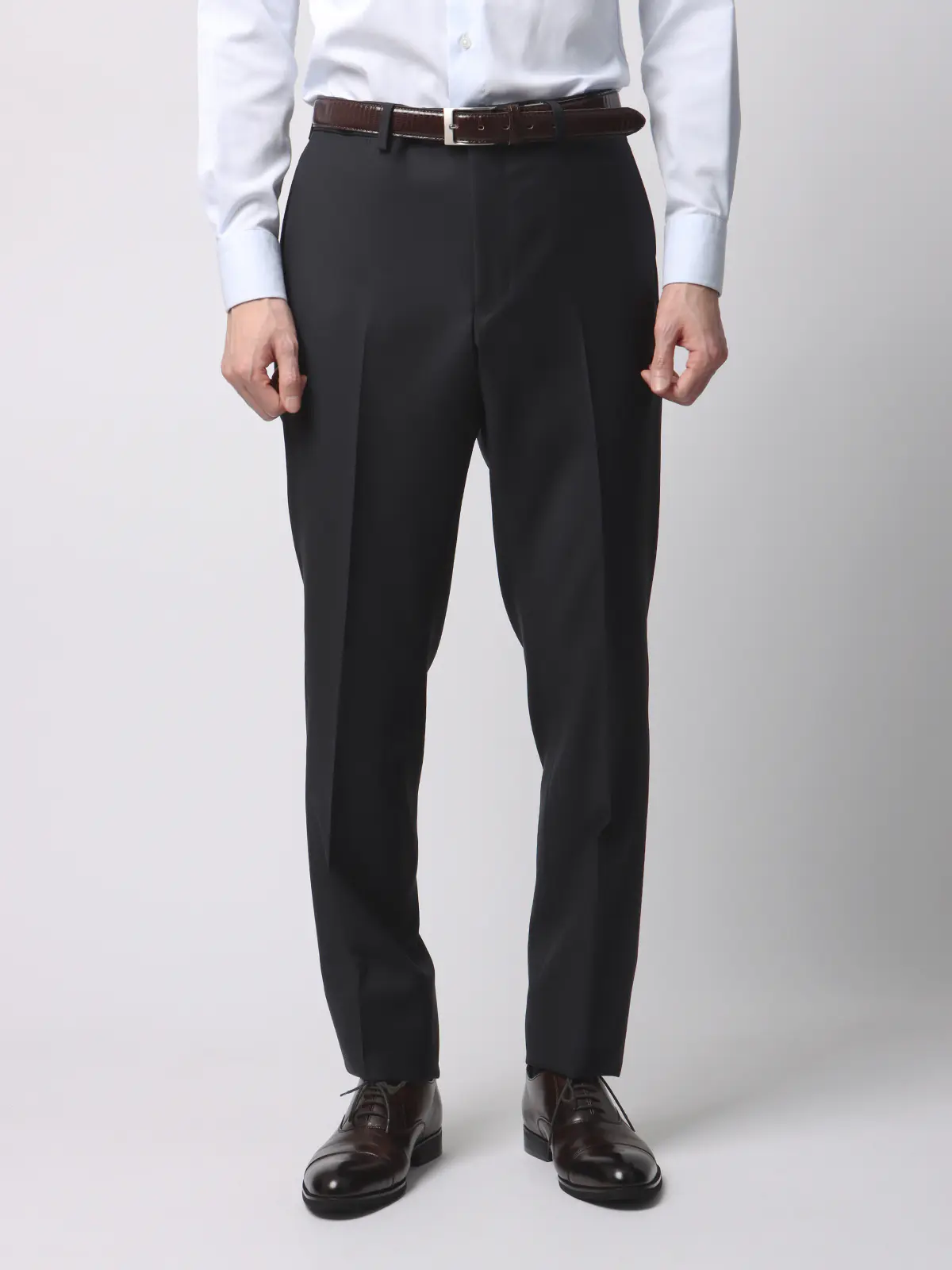 スーツ／スリーピース／3つボタン／尾州／無地／TR27 グレー 体型（DROP):スリム　8DROP(YA体),身長:170cm