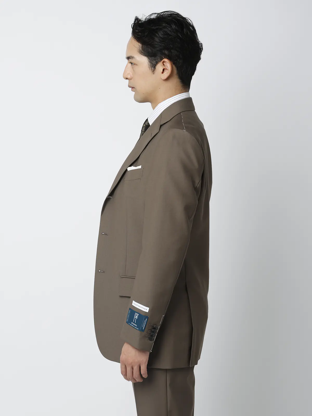 スーツ/スリーピース/3つボタン/尾州/無地/TR27 ベージュ 体型(DROP):スリム 8DROP(YA体),身長:165cm