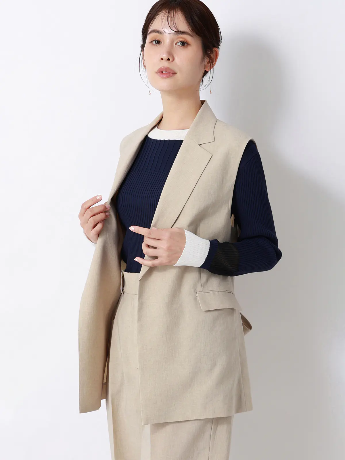 テーラードジレ／ウォッシャブル／UVカット／BREEZE COOL／無地／BIYORI UP ベージュ 38(9号）