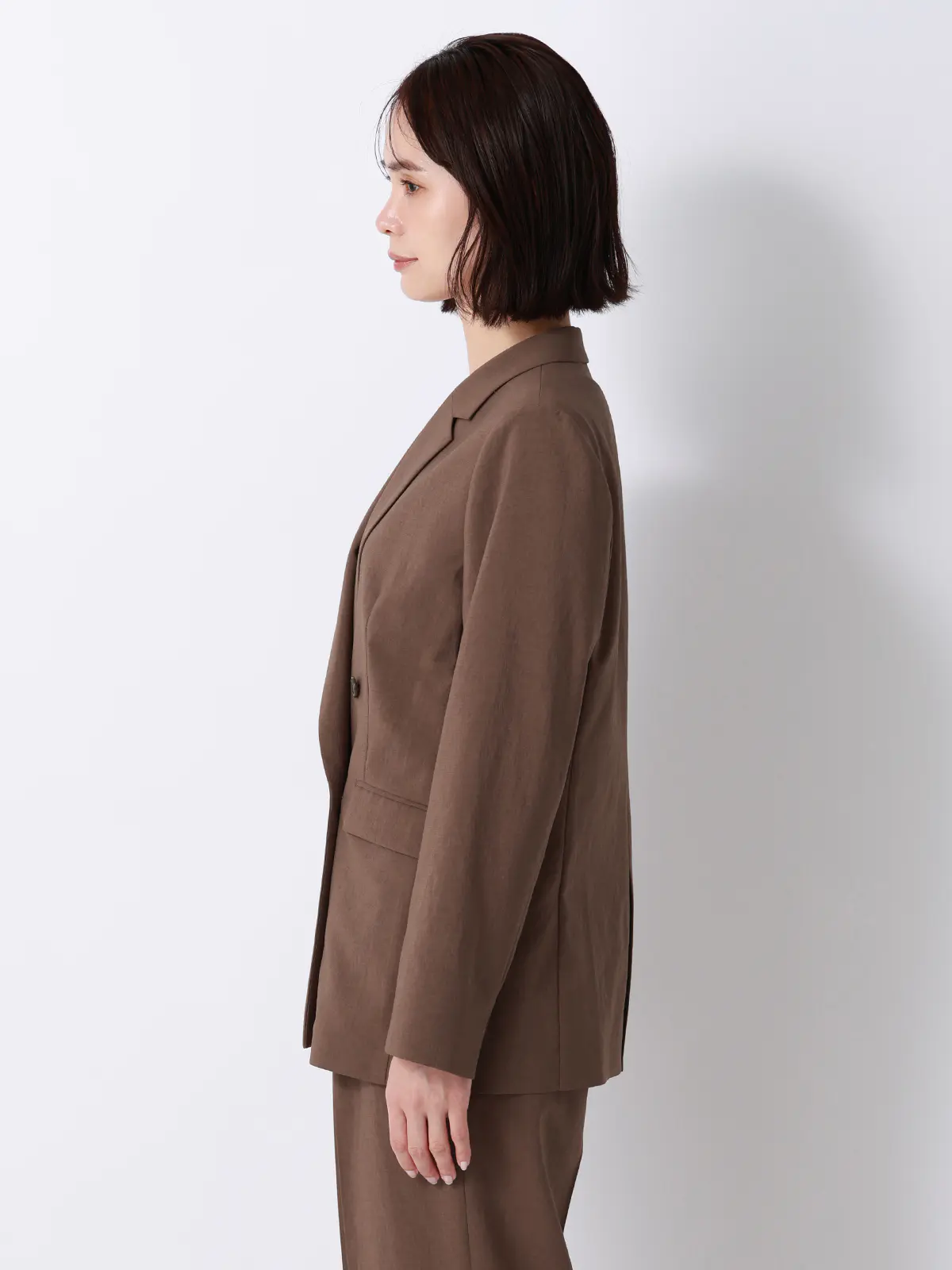 ダブルブレストジャケット／ウォッシャブル／UVカット／BREEZE COOL／無地／BIYORI UP ブラウン 42(13号）